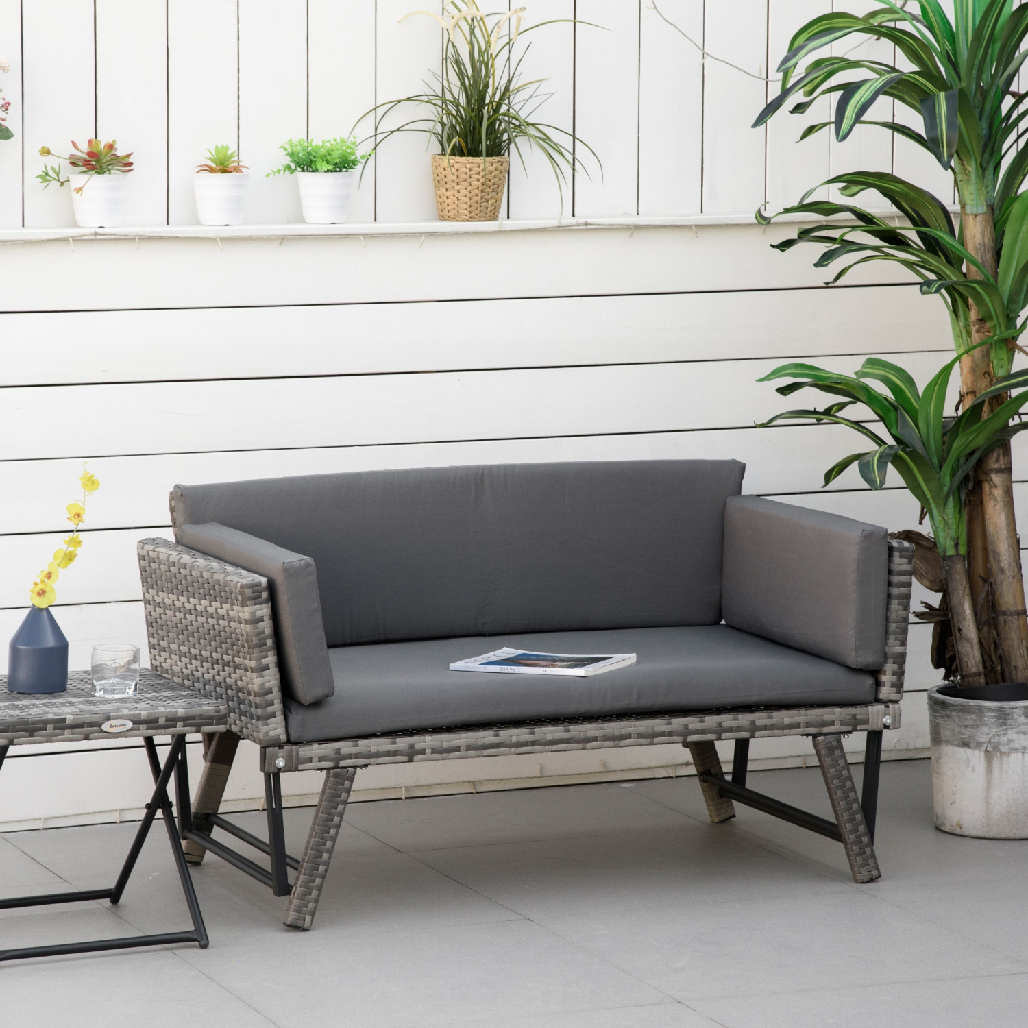 Meubles de patio en osier Outsunny avec coussin, canapé-lit convertible en rotin en polyéthylène pour l'extérieur avec fauteuil réglable, causeuse