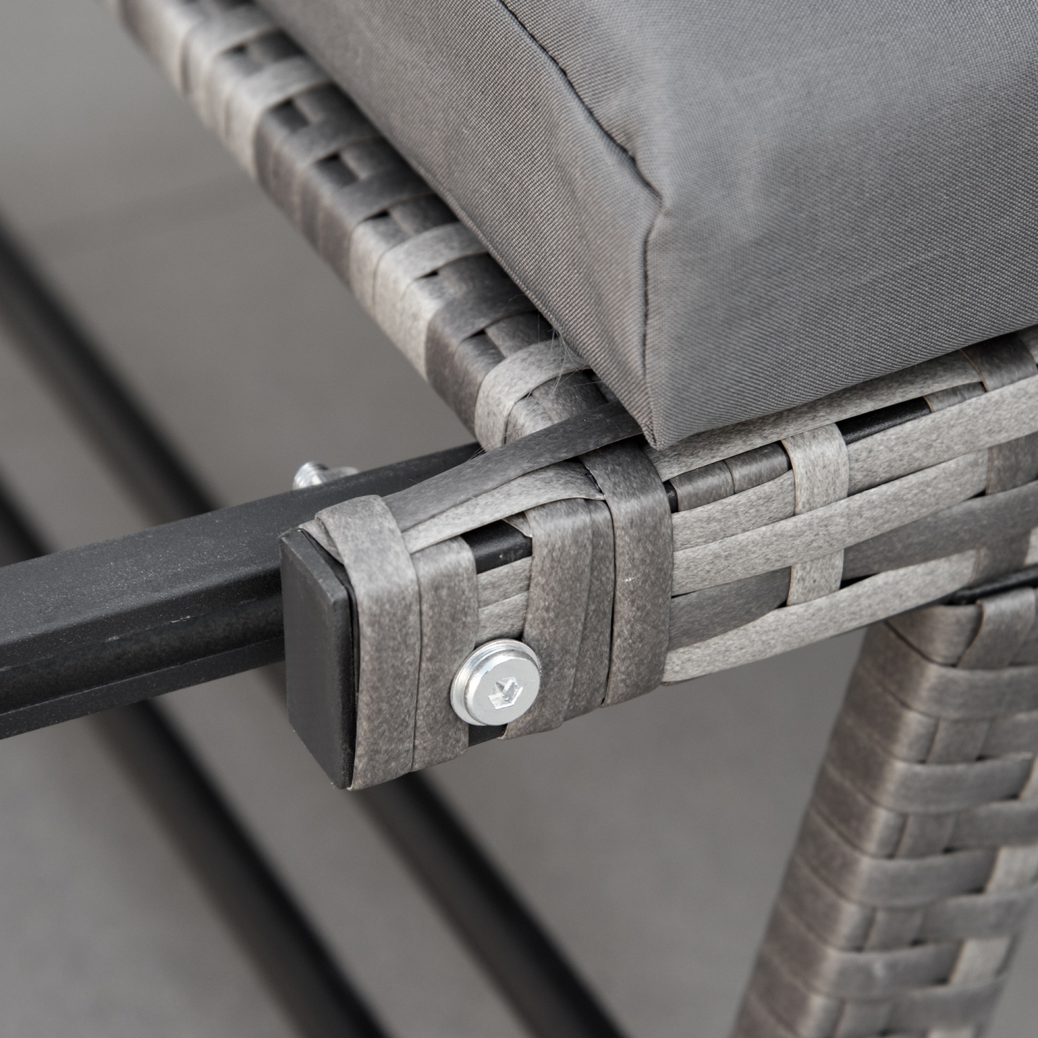 Meubles de patio en osier Outsunny avec coussin, canapé-lit convertible en rotin en polyéthylène pour l'extérieur avec fauteuil réglable, causeuse