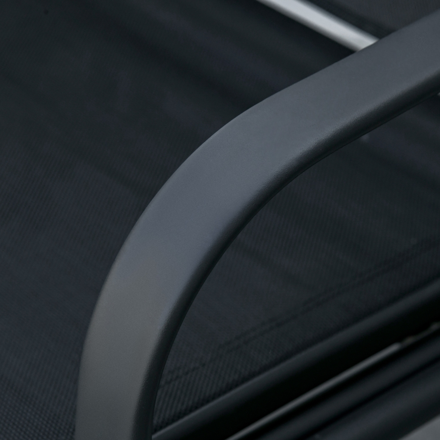 Outsunny Banc oscillant d'extérieur avec table basse, fauteuil à bascule 2 places pour patio avec élingue respirante pour porche de jardin noir