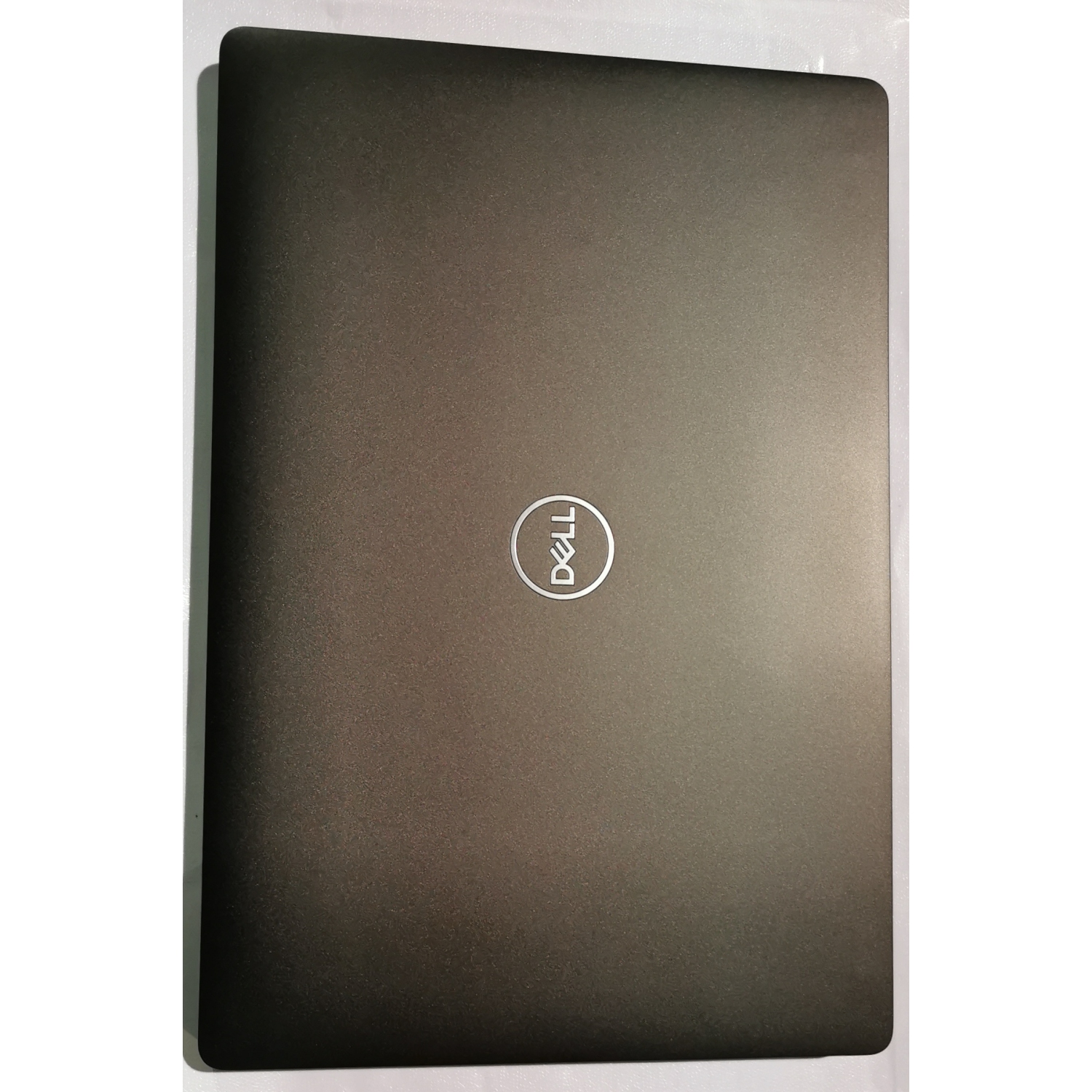 Dell Latitude 5300 Quad Core Core i7-8665U | 16 Go | 512 Go M.2 | 13,3" FHD | Assistance Dell Pro jusqu'au 29 mai 2024