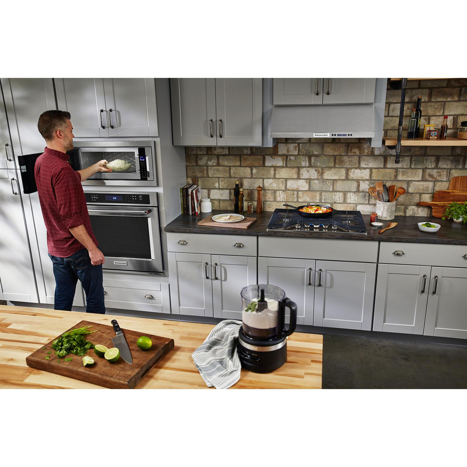 Four à micro-ondes encastrable de KitchenAid - 1,10 pi³ - Acier inoxydable