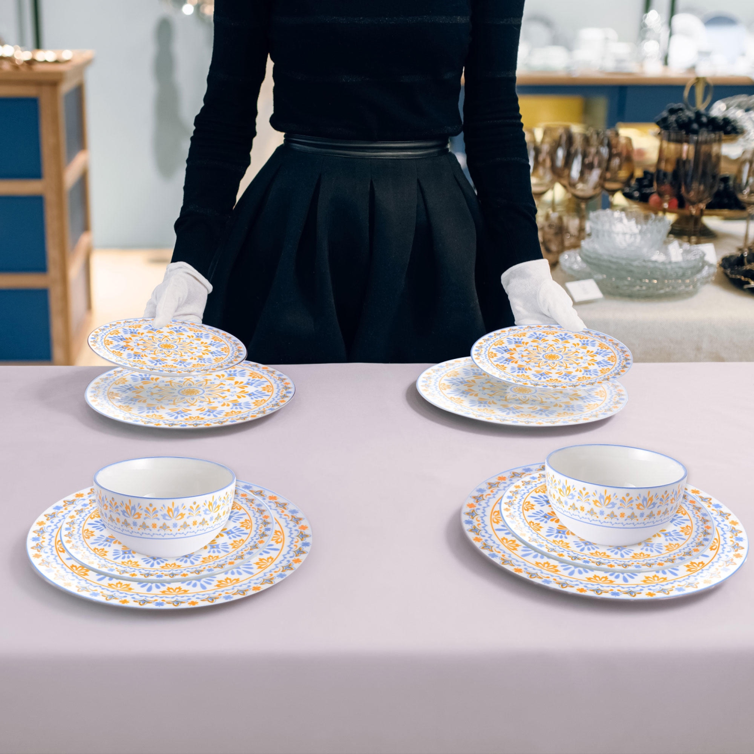 12-Piece Round Vintage Floral Porcelain Dinnerware Set, Service for 4, 4 each of 10.5-inch dinner plates, 7.5-inch salad plates, 5.6-inch bowls