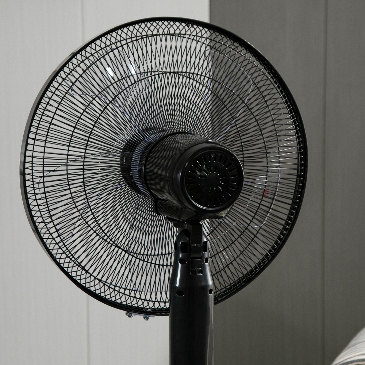 HOMCOM – ventilateur sur pied de 16 po avec télécommande, hauteur réglable, minuterie de 15H heures, ventilateur sur pied oscillant, ventilateur sur