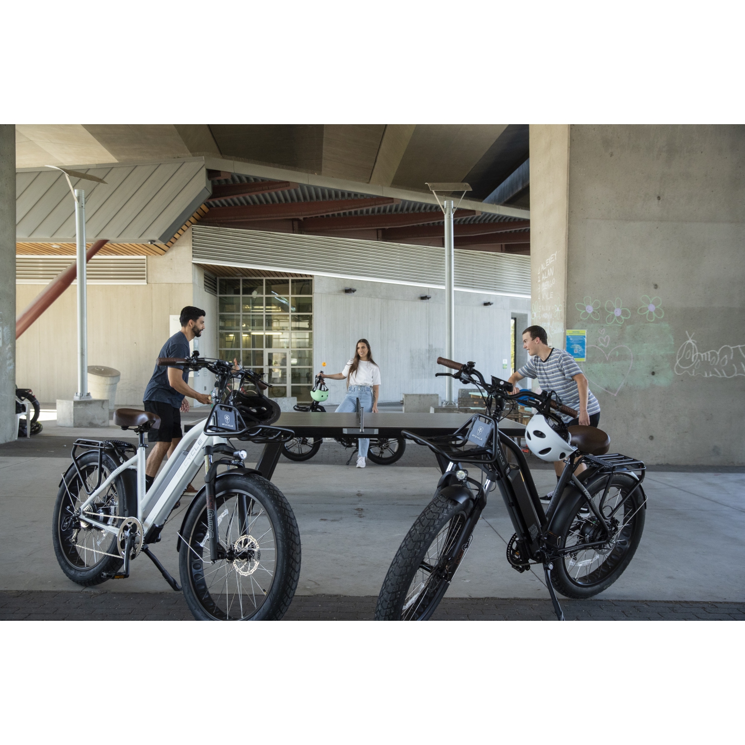 ET.CYCLE T1000 26" Electric Fat Tire Ebike with 500W hub motor, removable battery and 125 mile Range