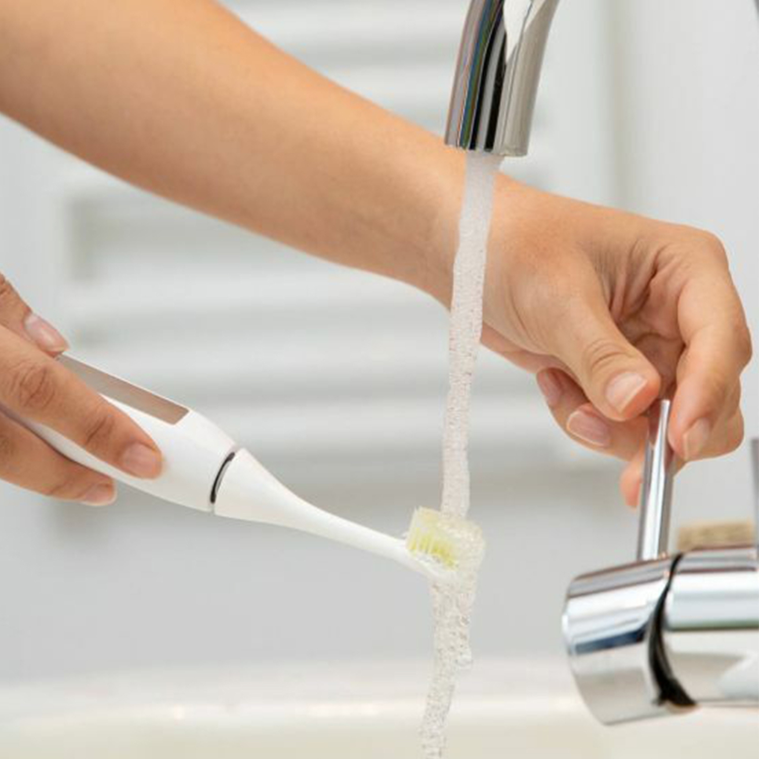 ToothWave by Silk'n DentalRF Technology Toothbrush