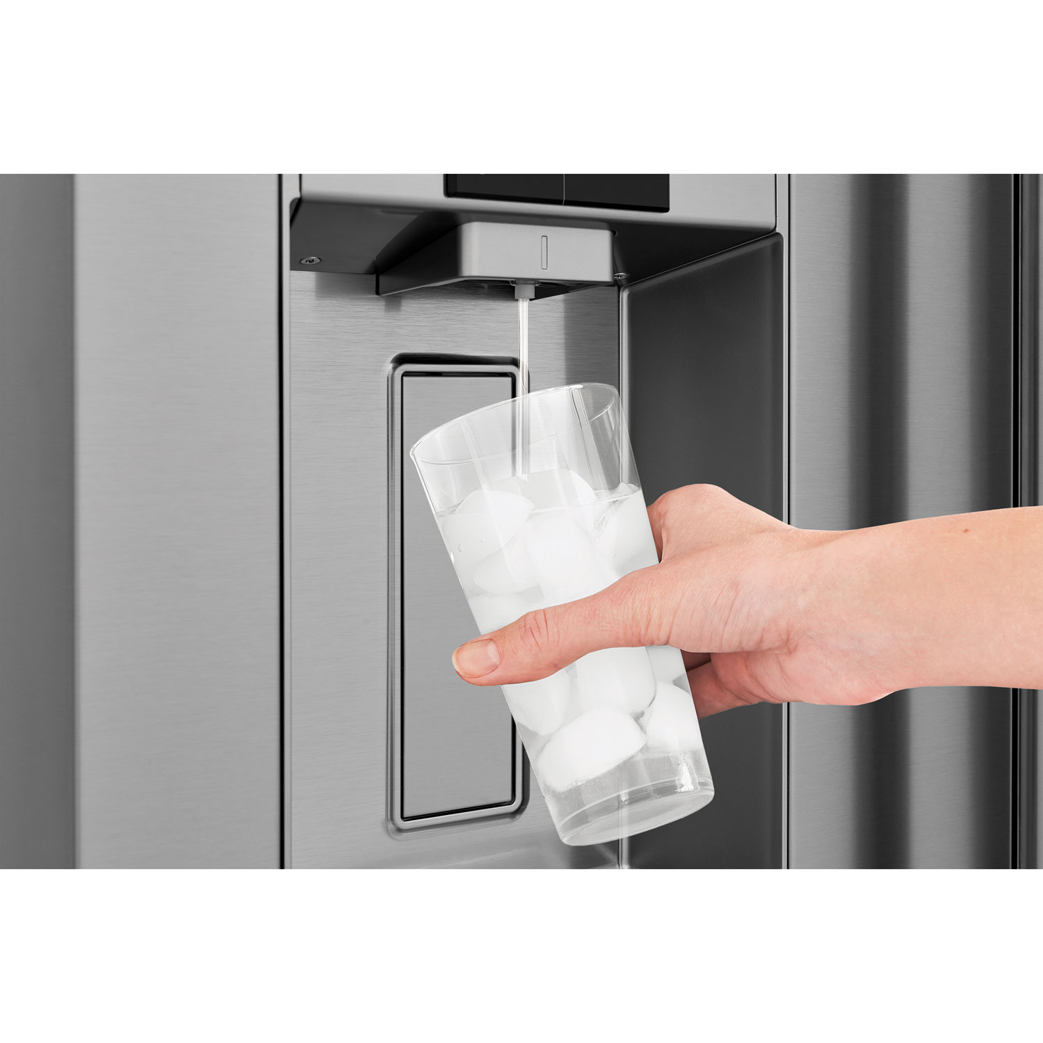 Réfrigérateur à deux portes professionnel de 36 po de 22,6 pi³ avec distributeur de Frigidaire - Acier inoxydable