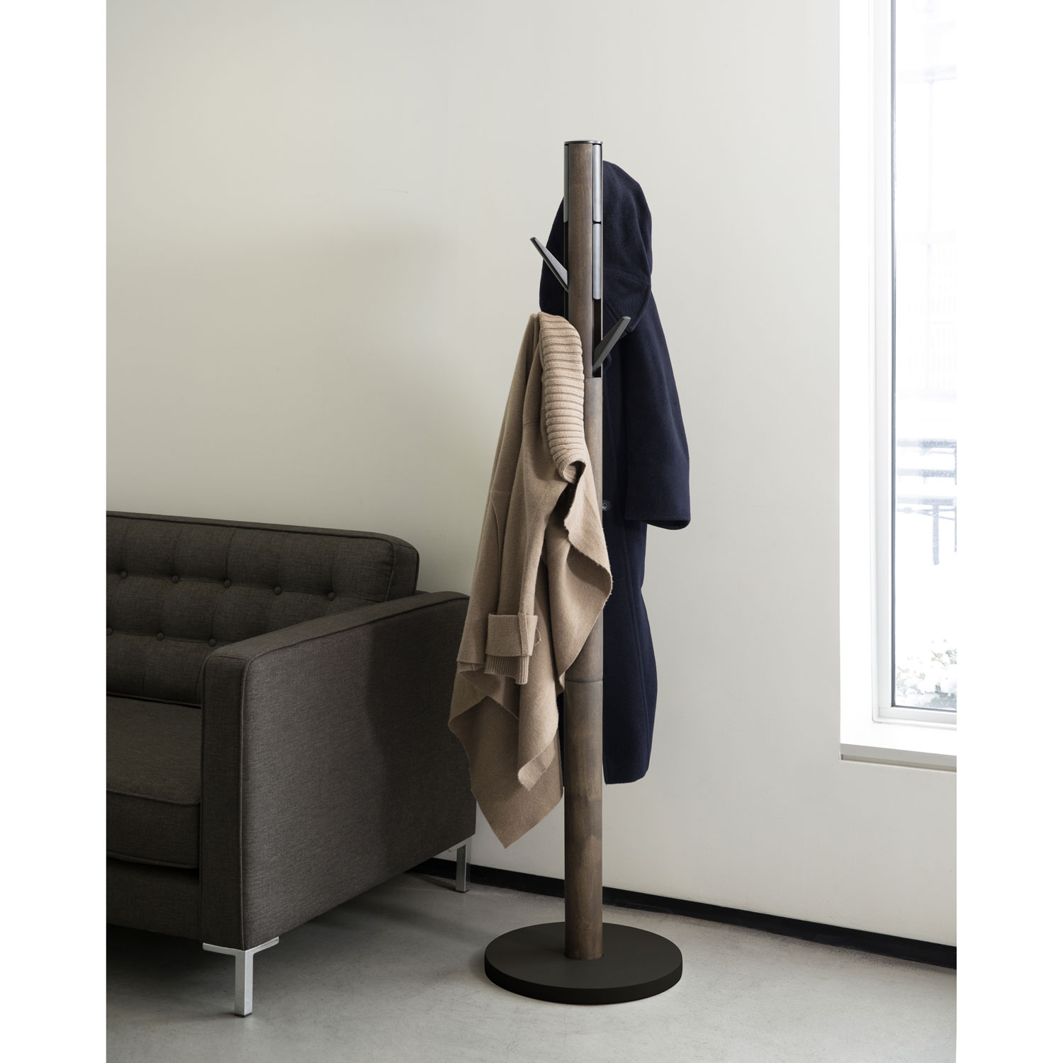 Umbra Flapper Wood Coat Rack - Black/Walnut