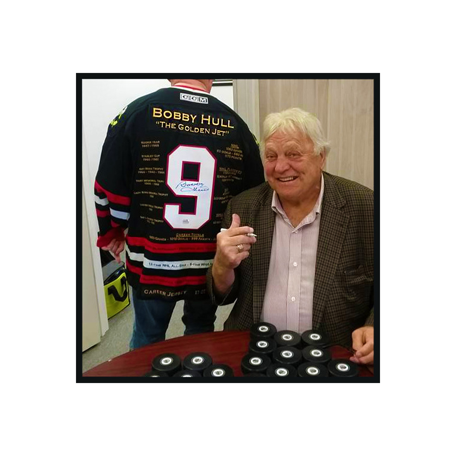 Bobby Hull Red Career Jersey Signed Ltd Ed 399 - Chicago Blackhawks