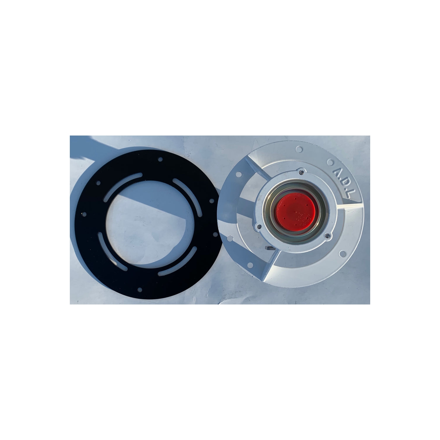 ADL Dual Ku Band Prime Focus Linear Commercial Feed