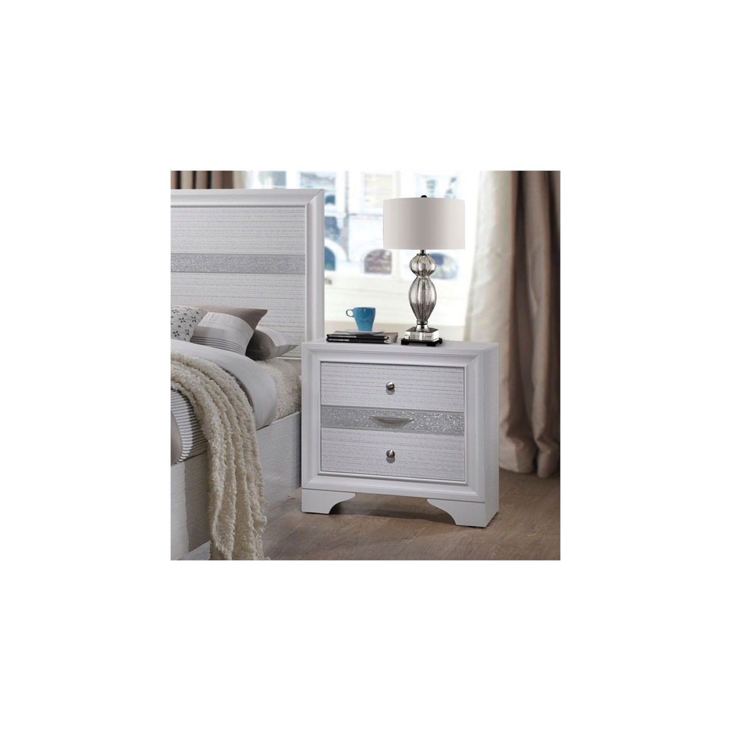 Bowery Hill Square Wood 3-Drawers Bedroom Nightstand in White