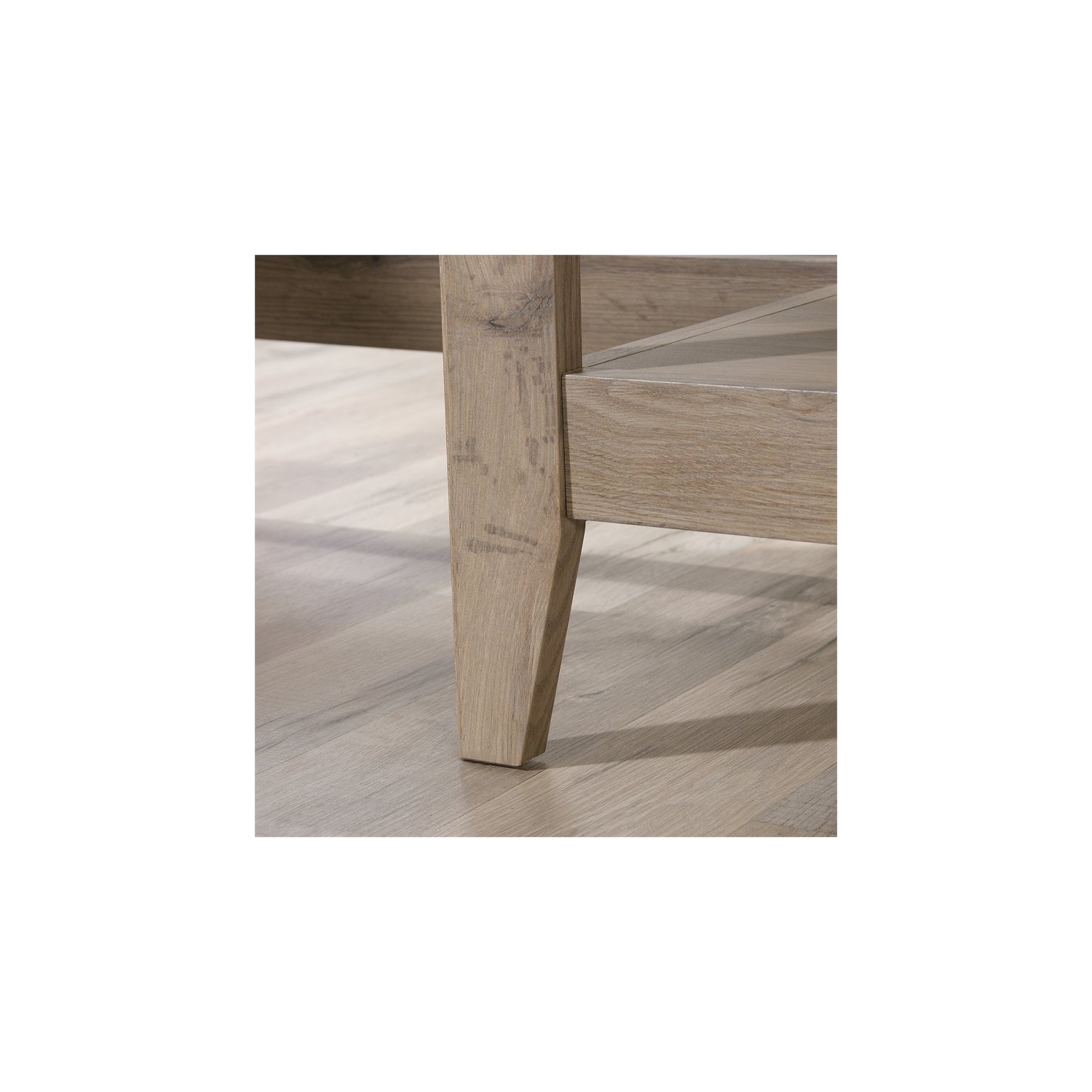 Bureau d’ordinateur contemporain en L en bois de la collection Pemberly Row, chêne Laurel