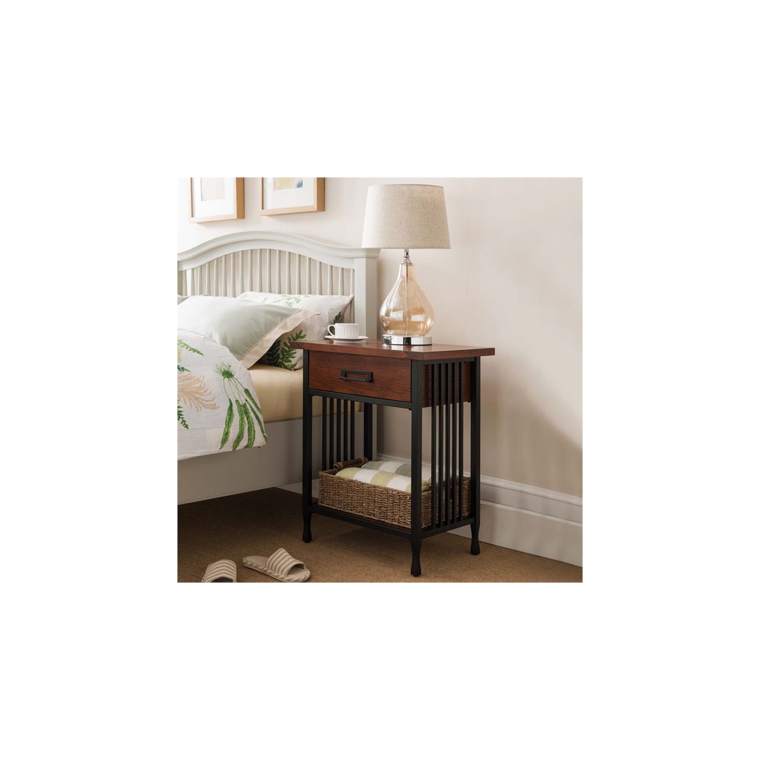 Bowery Hill 1 Drawer Nightstand in Mission Oak
