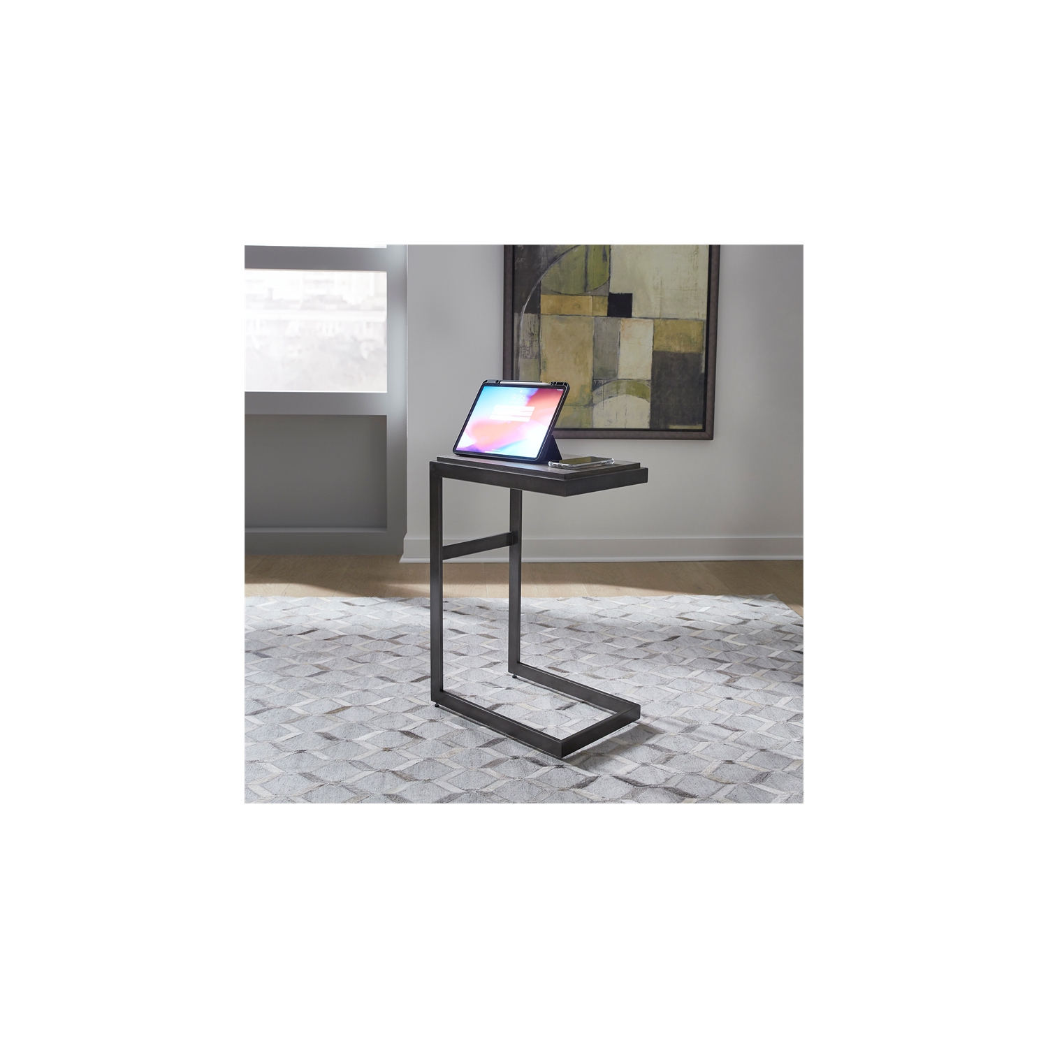 Pemberly Row Modern Modern Wood Laptop Table in Brown