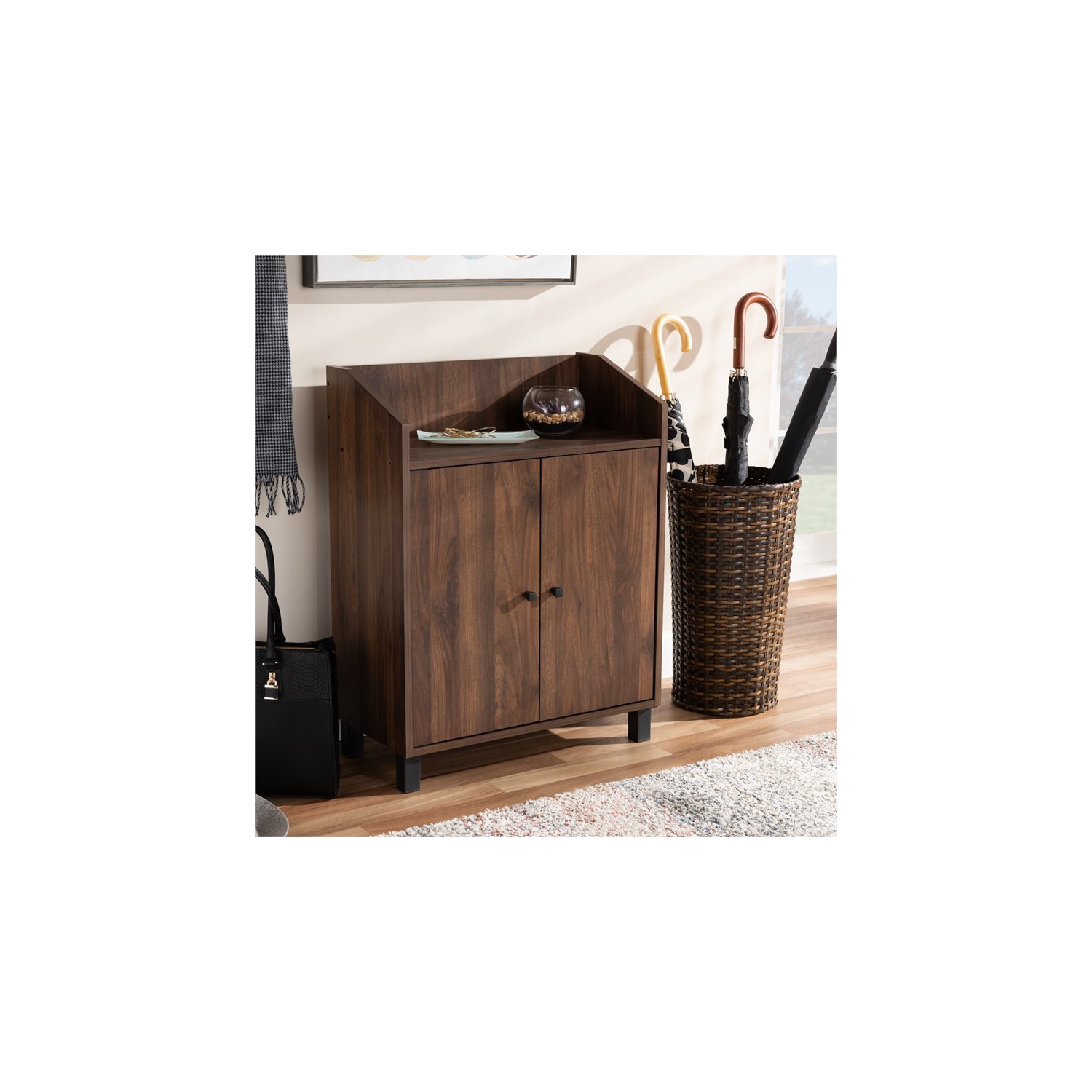 Baxton Studio – Armoire à chaussures Rossin en bois au fini noyer brun avec 2 portes