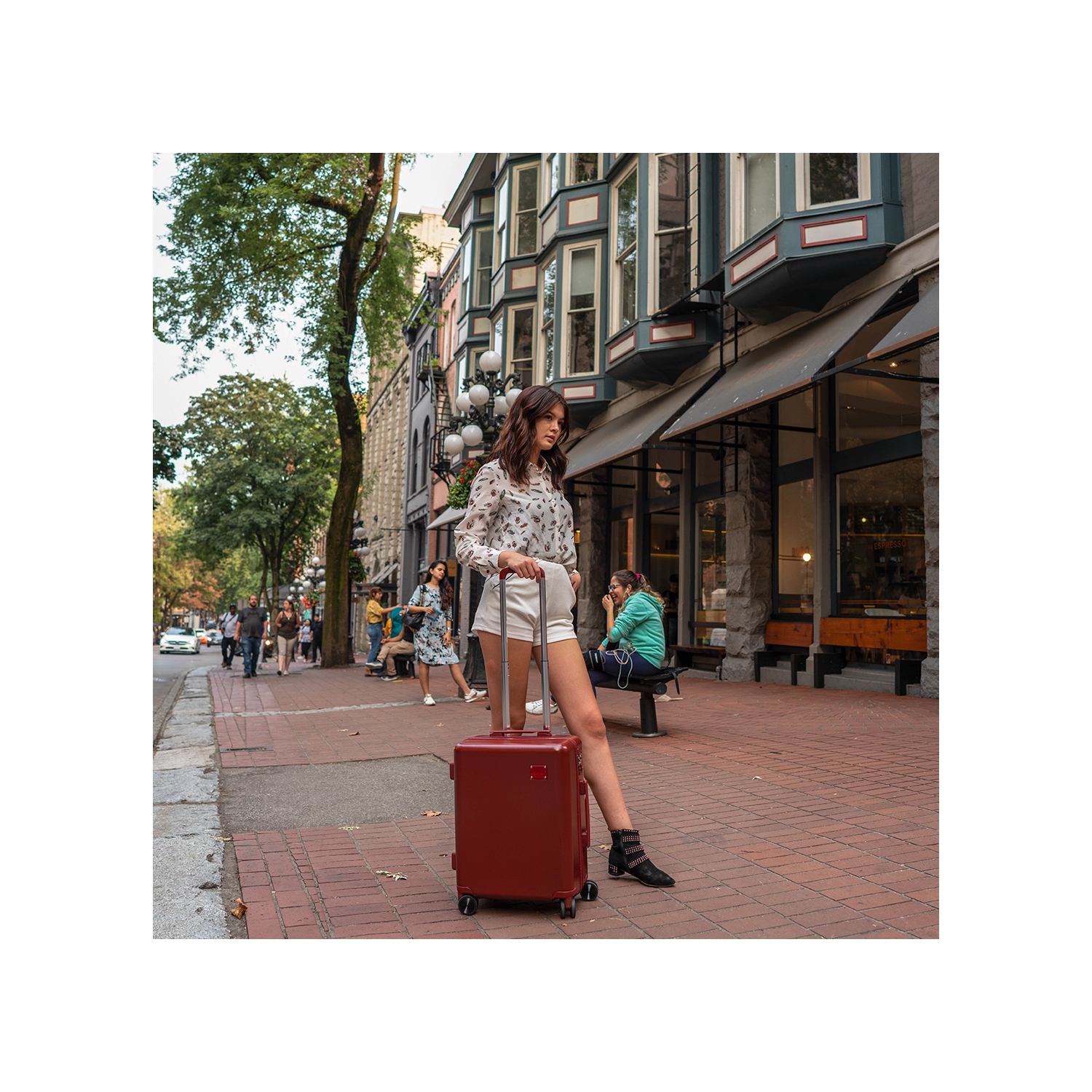 Valise de cabine de la collection Himko de Holdall, orchidée rouge