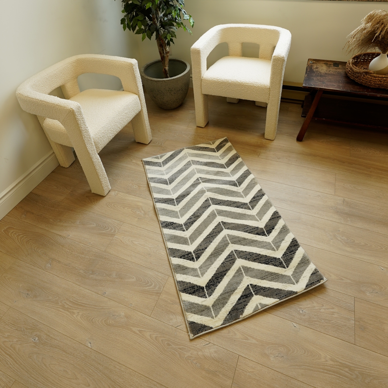 Rug Branch Contemporary Chevron Grey/Beige Indoor Area Rug