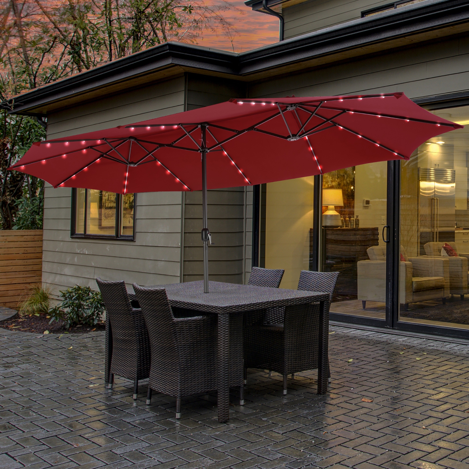 Parapluie de patio double face de 15 pi à 48 lampes solaires LED avec manivelle d'extérieur de Costway