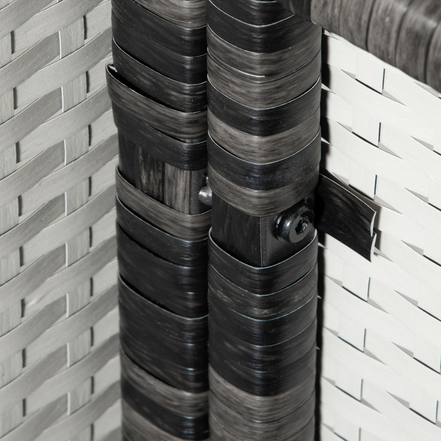 Outsunny Rolling Pool Storage Rattan Patio Furniture Outdoor Storage Wicker Organizer for Floats, Pool Noodles, Paddles, Balls, Towels, Accessories