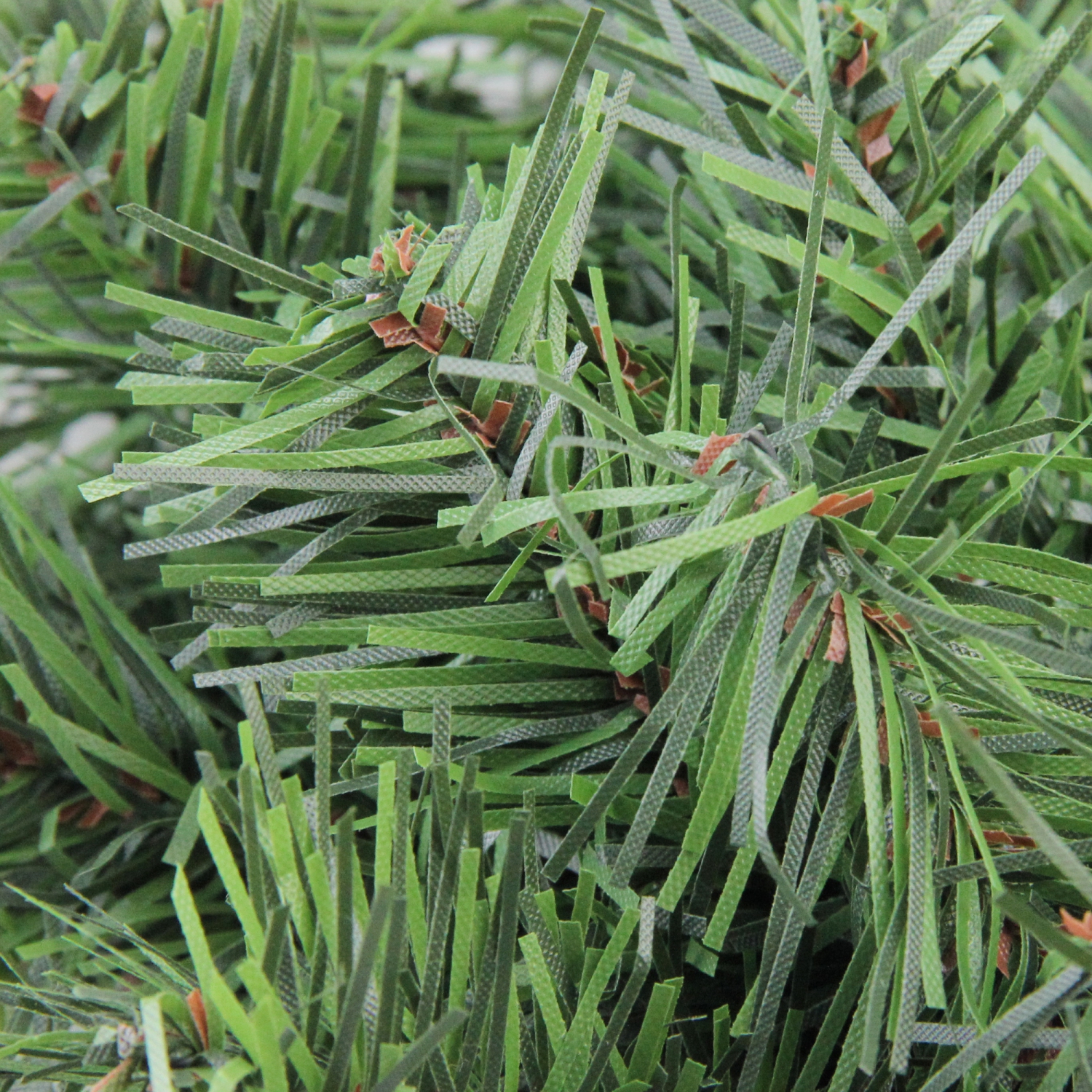 Mini couronne de Noël artificielle en pin canadien, 12 po, sans lumières
