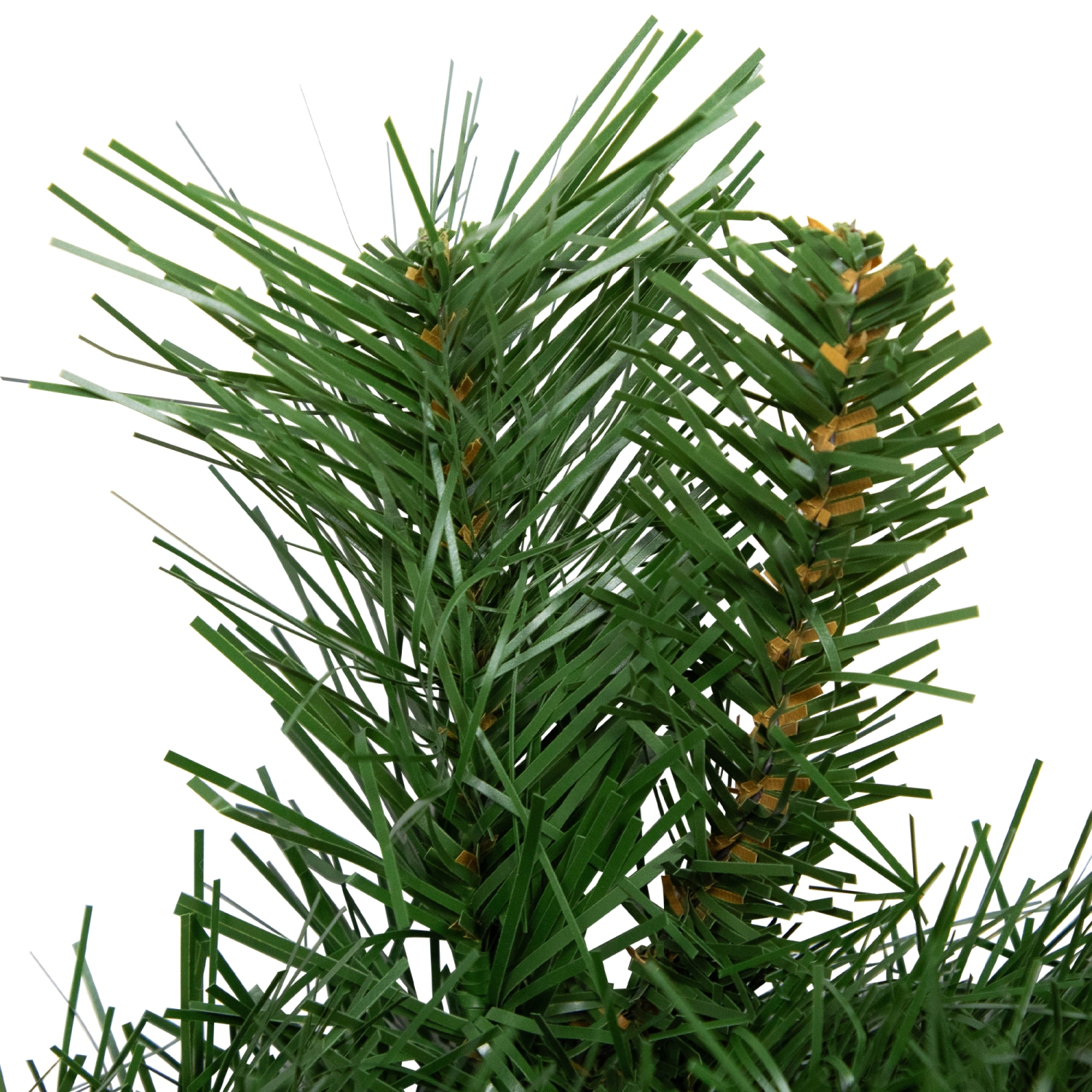 Dakota Red Pine Artificial Christmas Wreath with Pine Cones - 24-Inch, Unlit