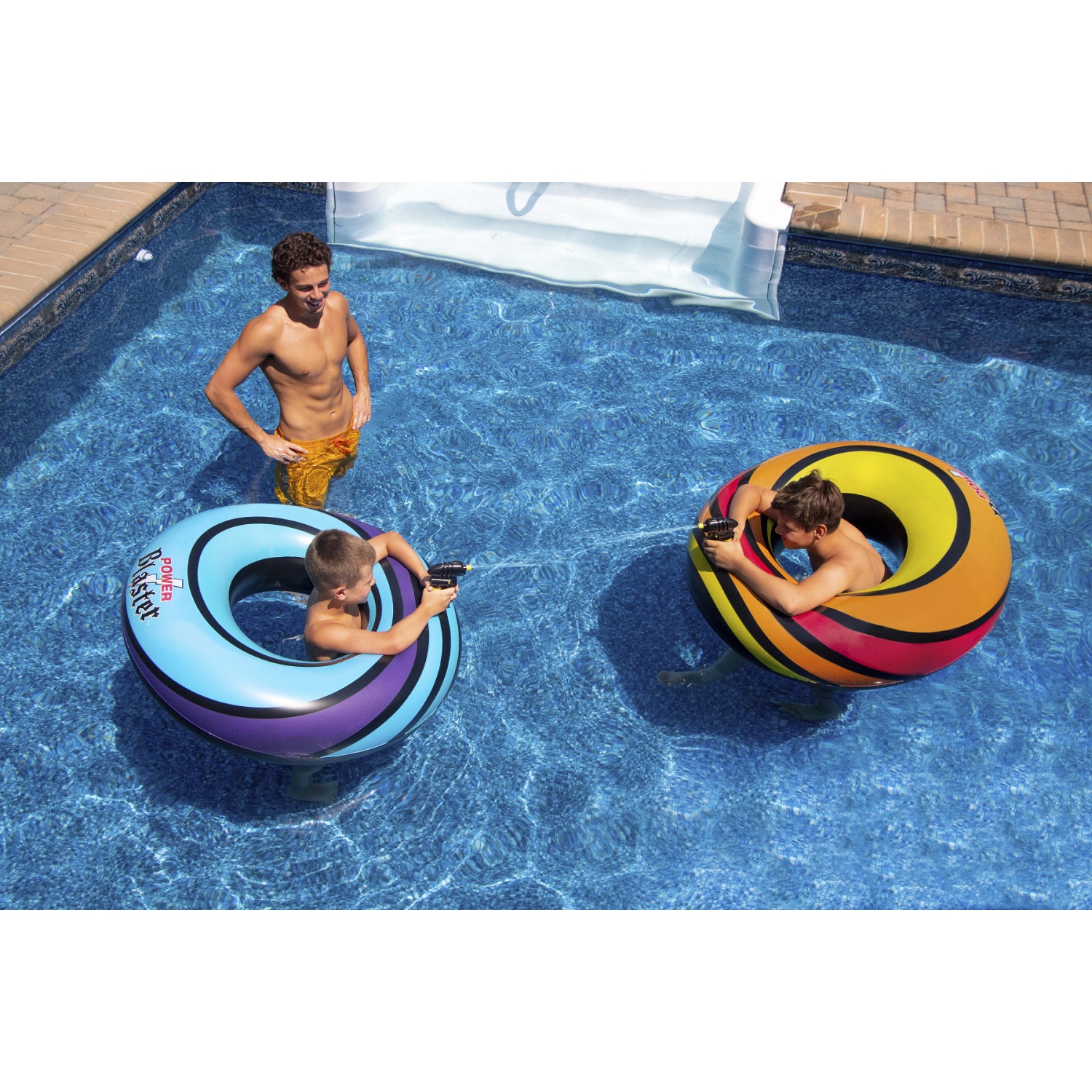 Jouet gicleur gonflable de 40 po en forme de flotteur de piscine Water Sports Power Blaster