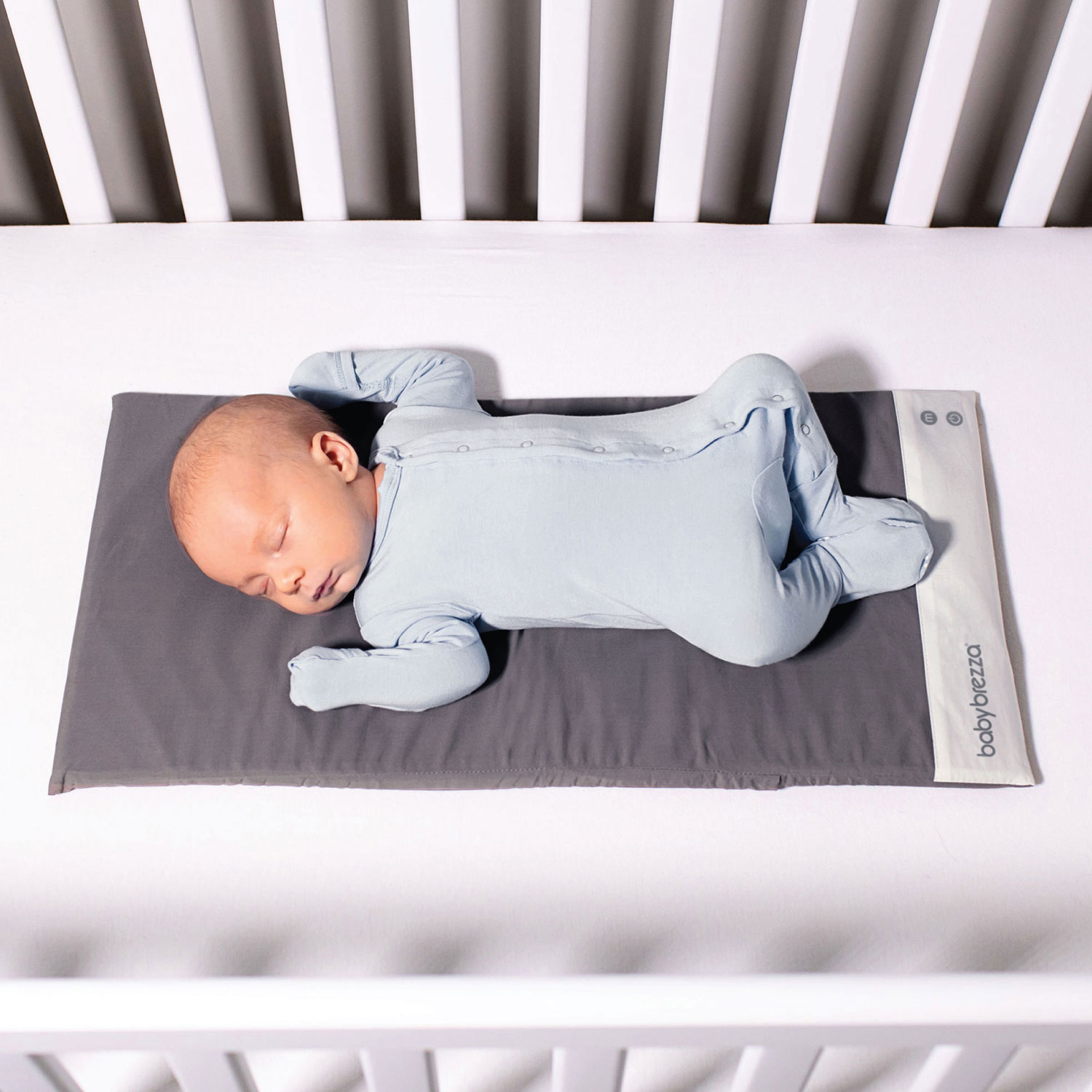 Tapis apaisant intelligent d'entraînement au sommeil de Baby Brezza