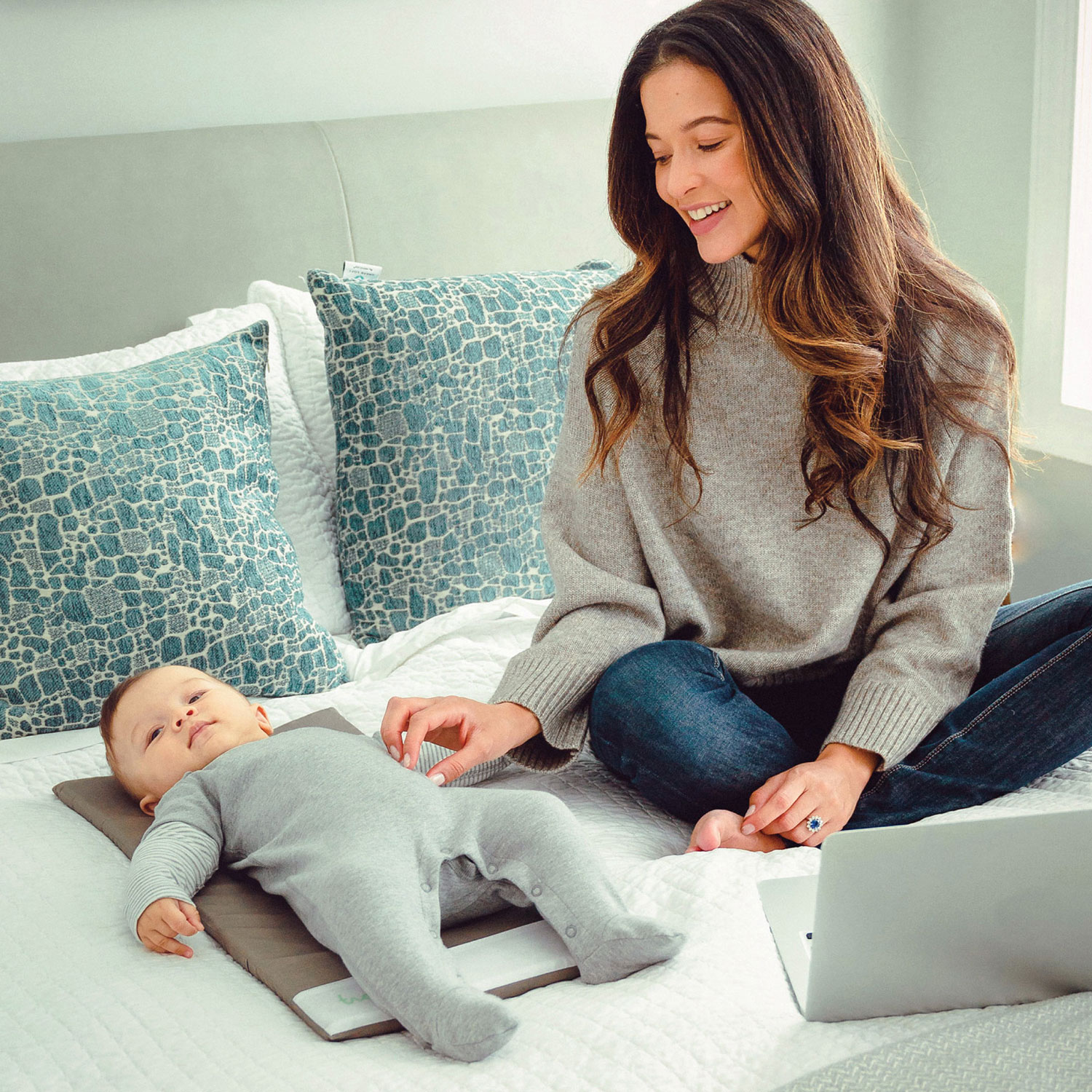 Tapis apaisant intelligent d'entraînement au sommeil de Baby Brezza