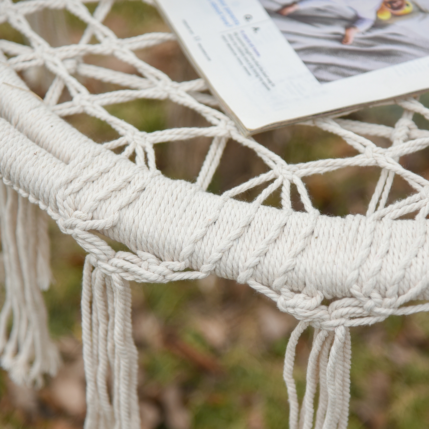 Chaise-hamac de terrasse Outsunny, balançoire-hamac suspendue en corde pour une utilisation intérieure et extérieure avec dossier, mélange de