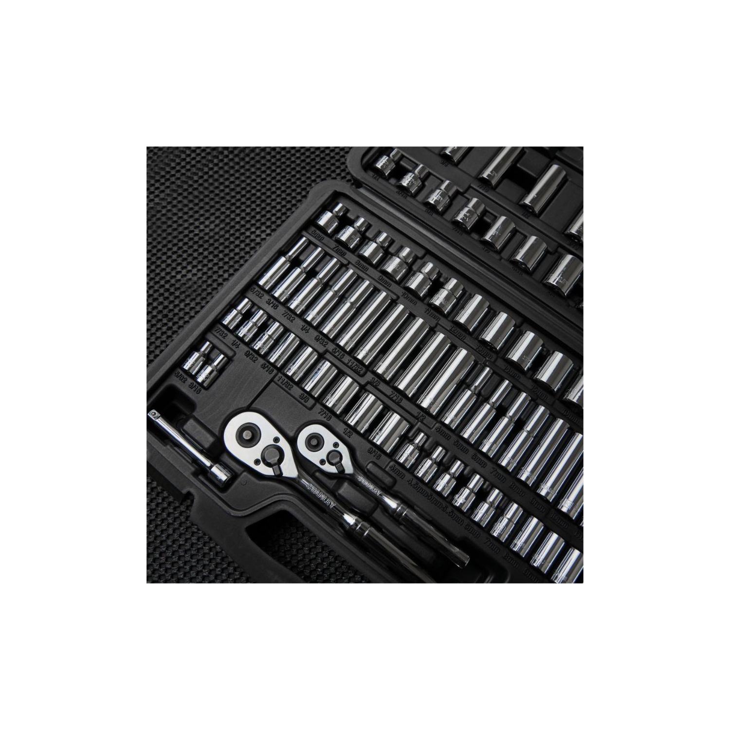 123 Piece Metric/SAE Socket Set, for 1/4" and 3/8" Drive