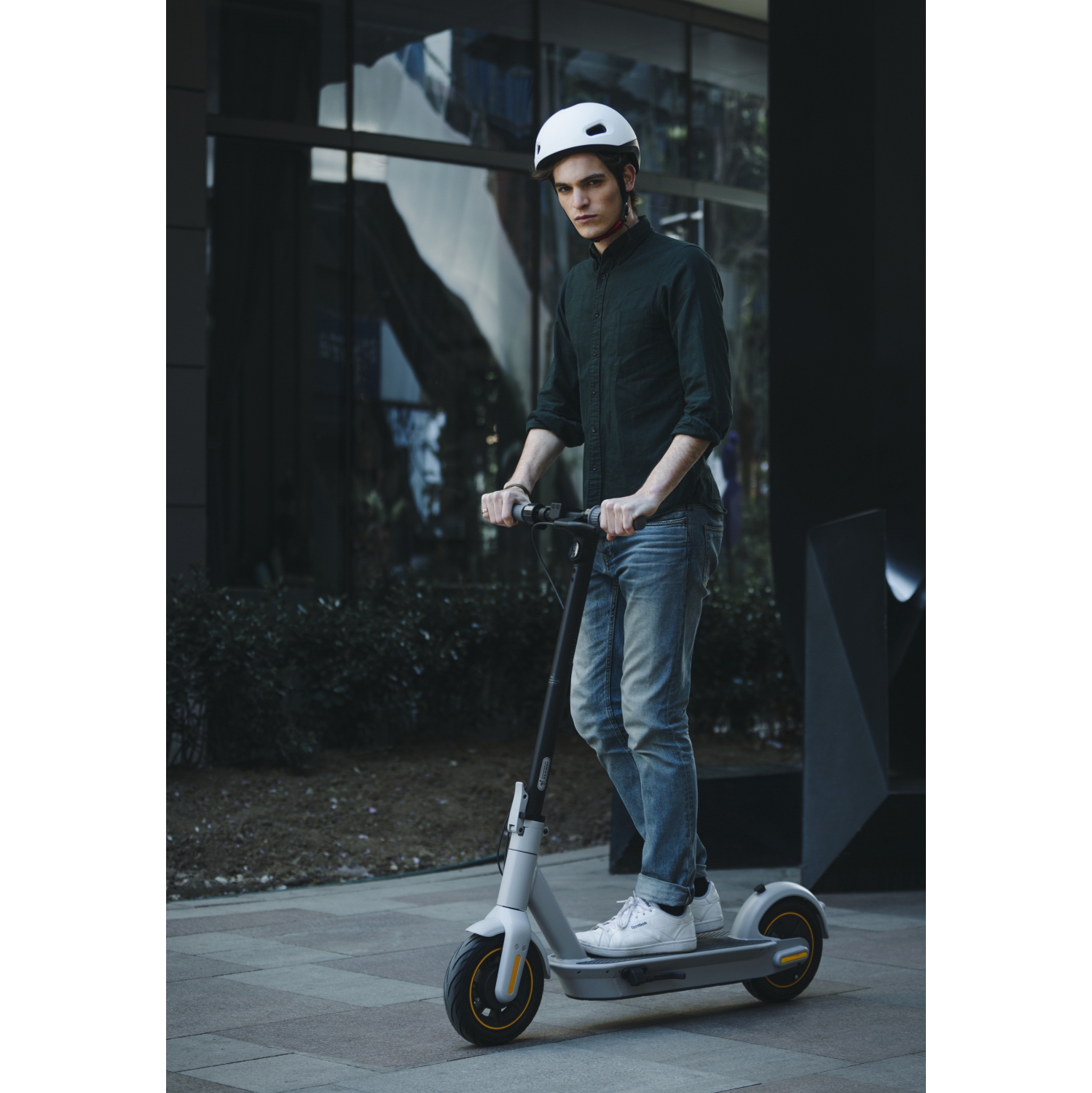 Refurbished - Segway Ninebot Electric Kick Scooter MAX G30LP