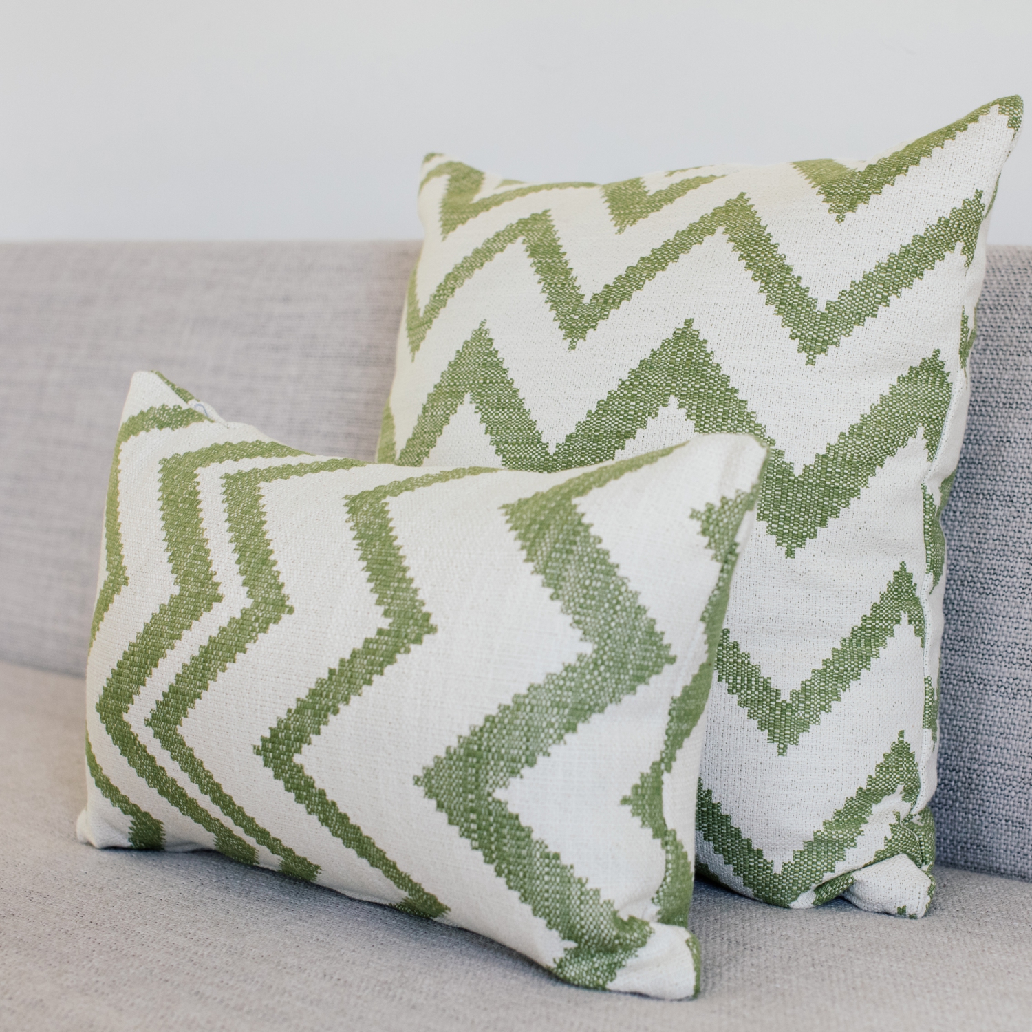 Lorenzo Zigzag Green Throw Pillow, 20"x20"