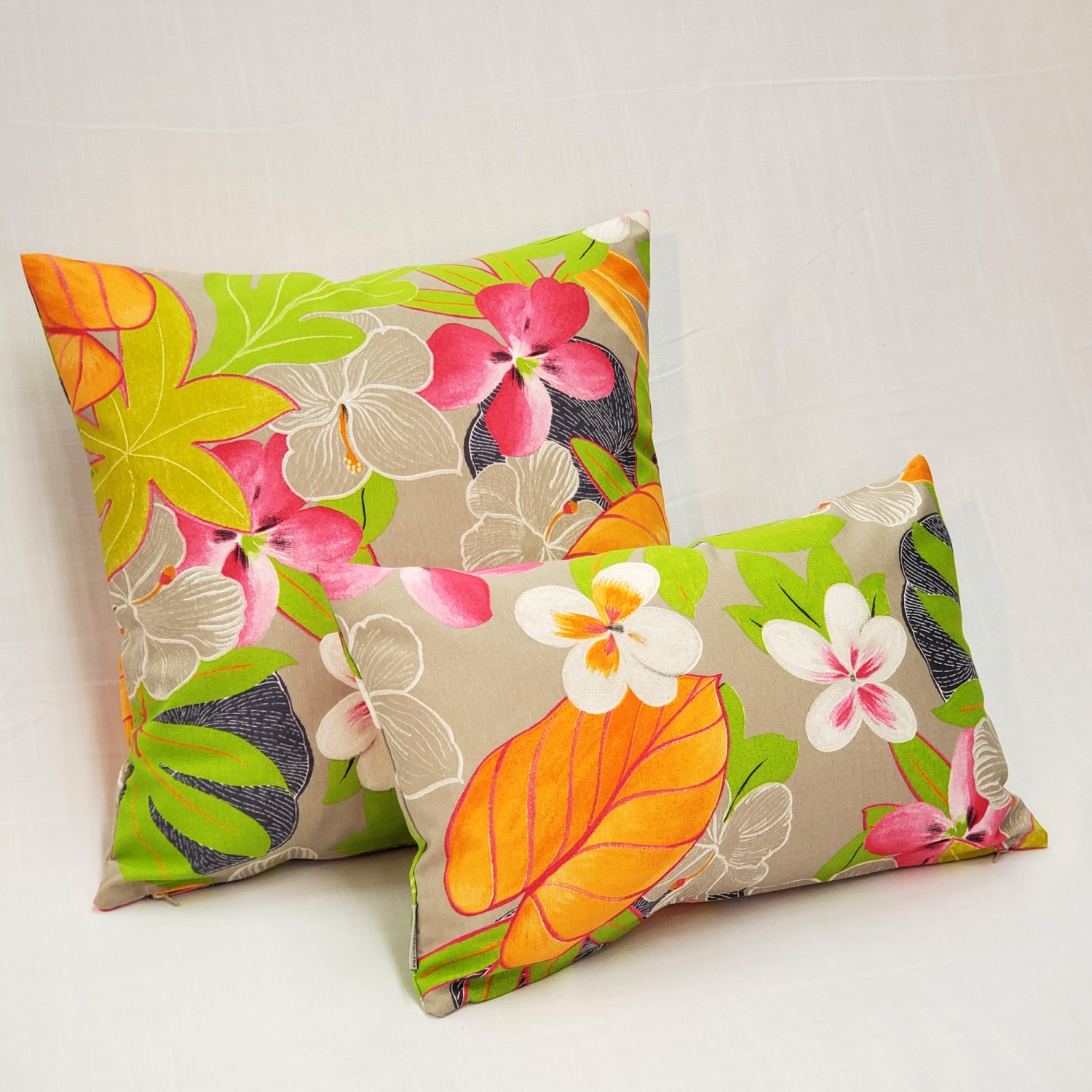 Hawaii Garden Floral Throw Pillow, 20"x20"