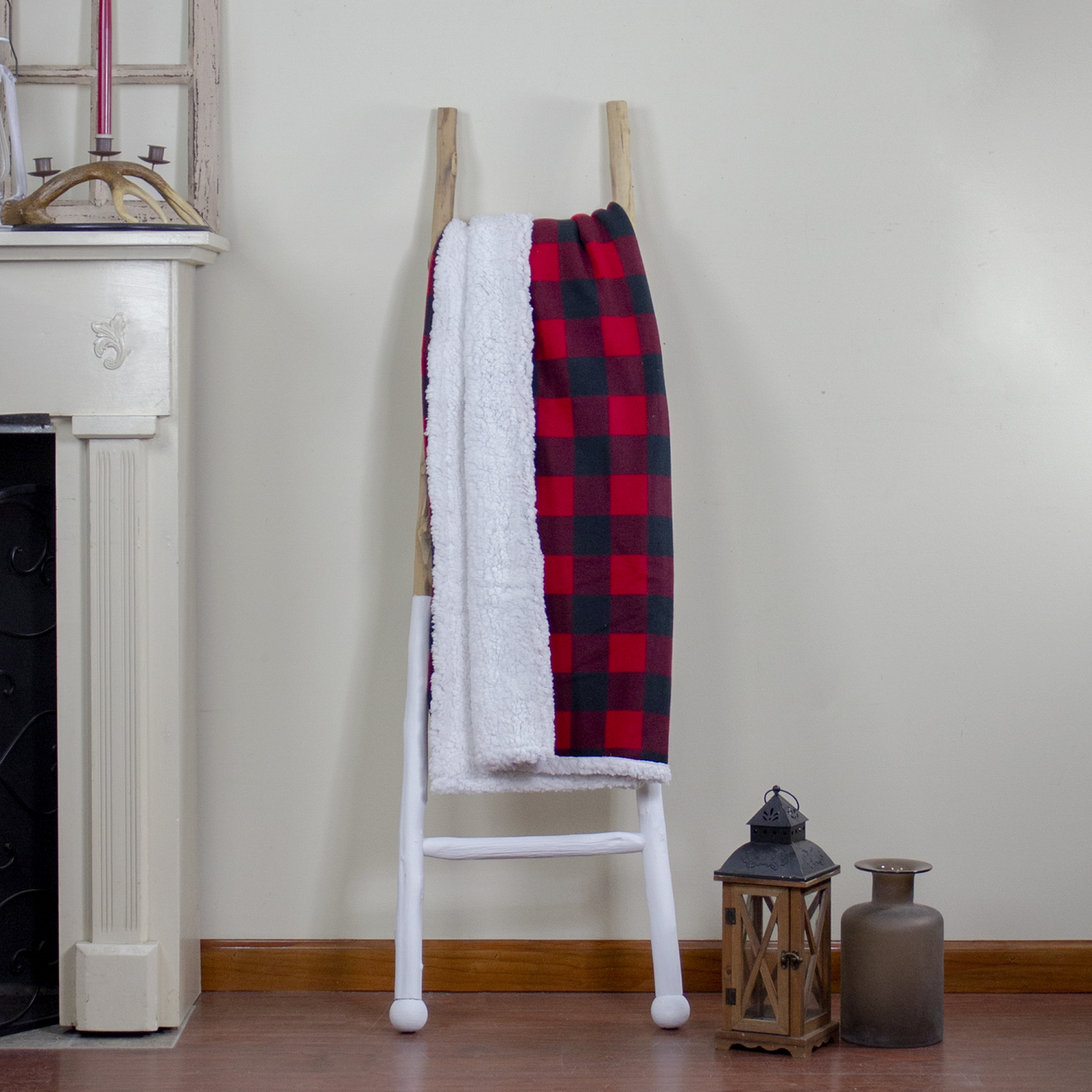 Jeté de Noël à carreaux avec envers en Sherpa noir et rouge, 52 x 60 po