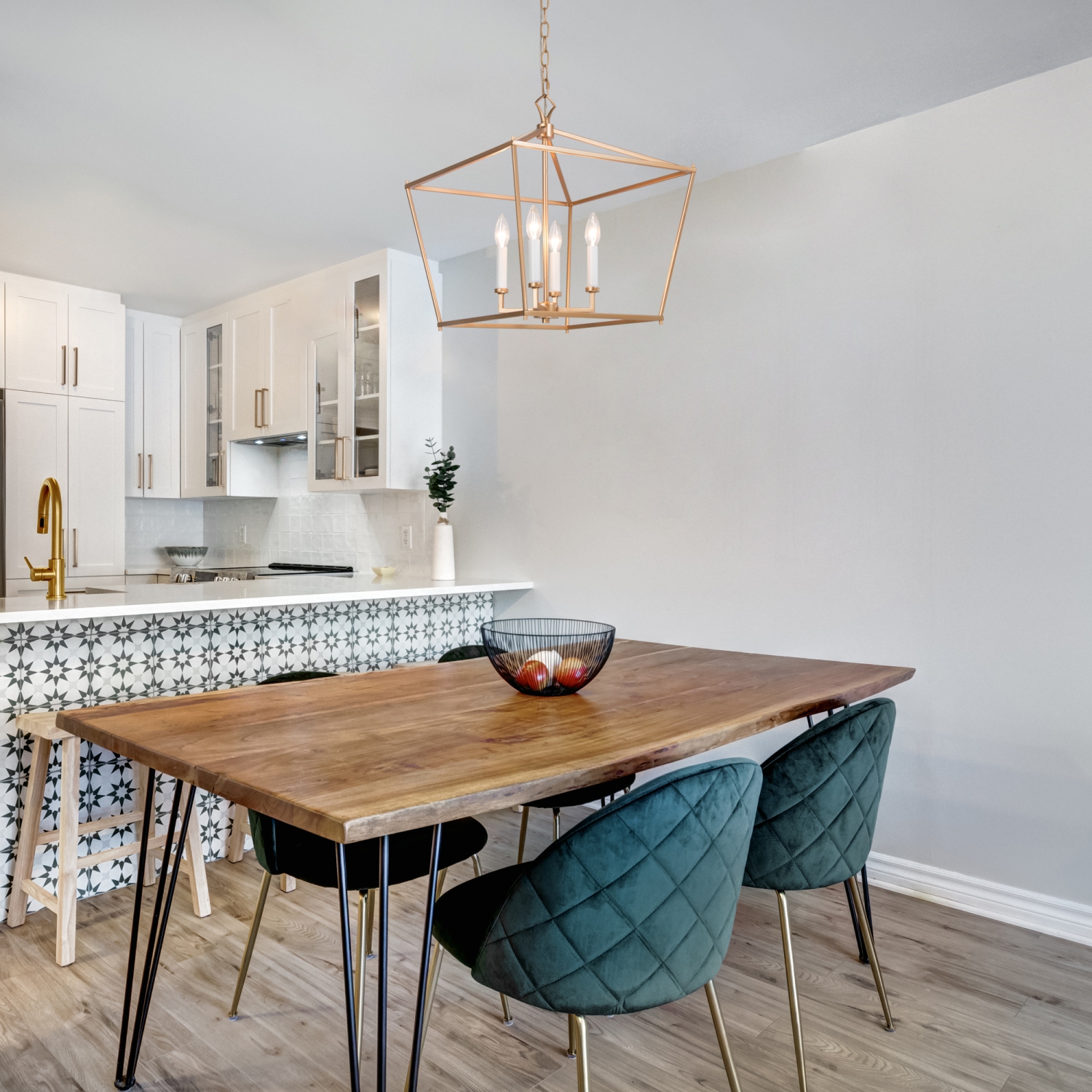 Modern 4-Light Geometric Gold Chandelier