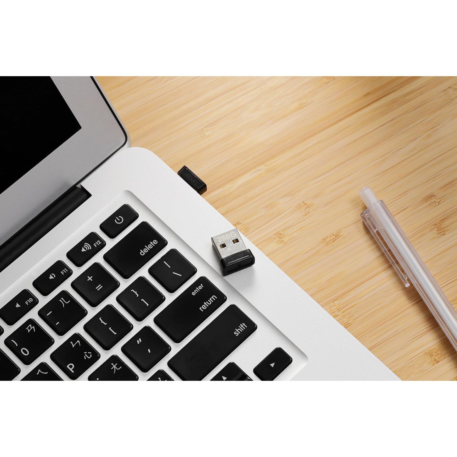 Lexar - JumpDrive S47 Extra-Thin USB 3.1 Flash Drive, Up to 250 MB/s Reading, 128GB Capacity