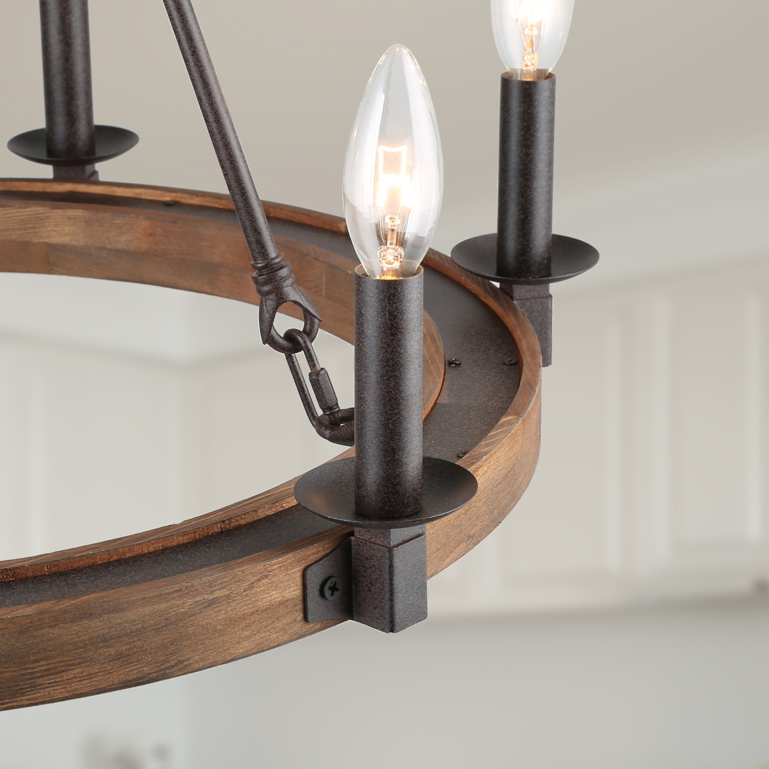 Lustre champêtre rustique à 6 lumières en forme de roue de chariot avec garnitures en bois