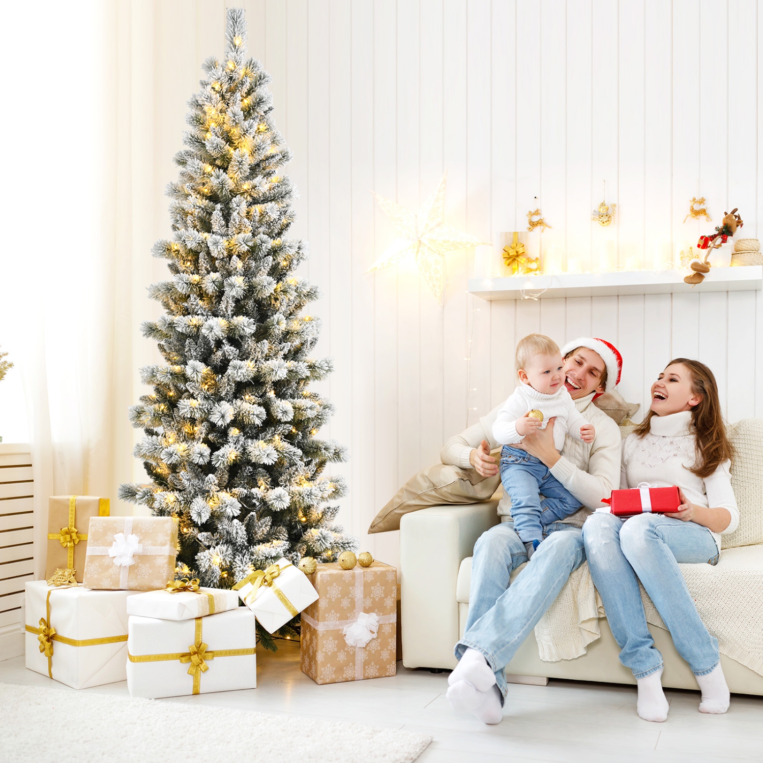 Pin de Noël pré-illuminé en forme de sapin de Noël HappyGrill de 8 pi, charnières et 350 lumières multicolores de Noël contrôlées à distance