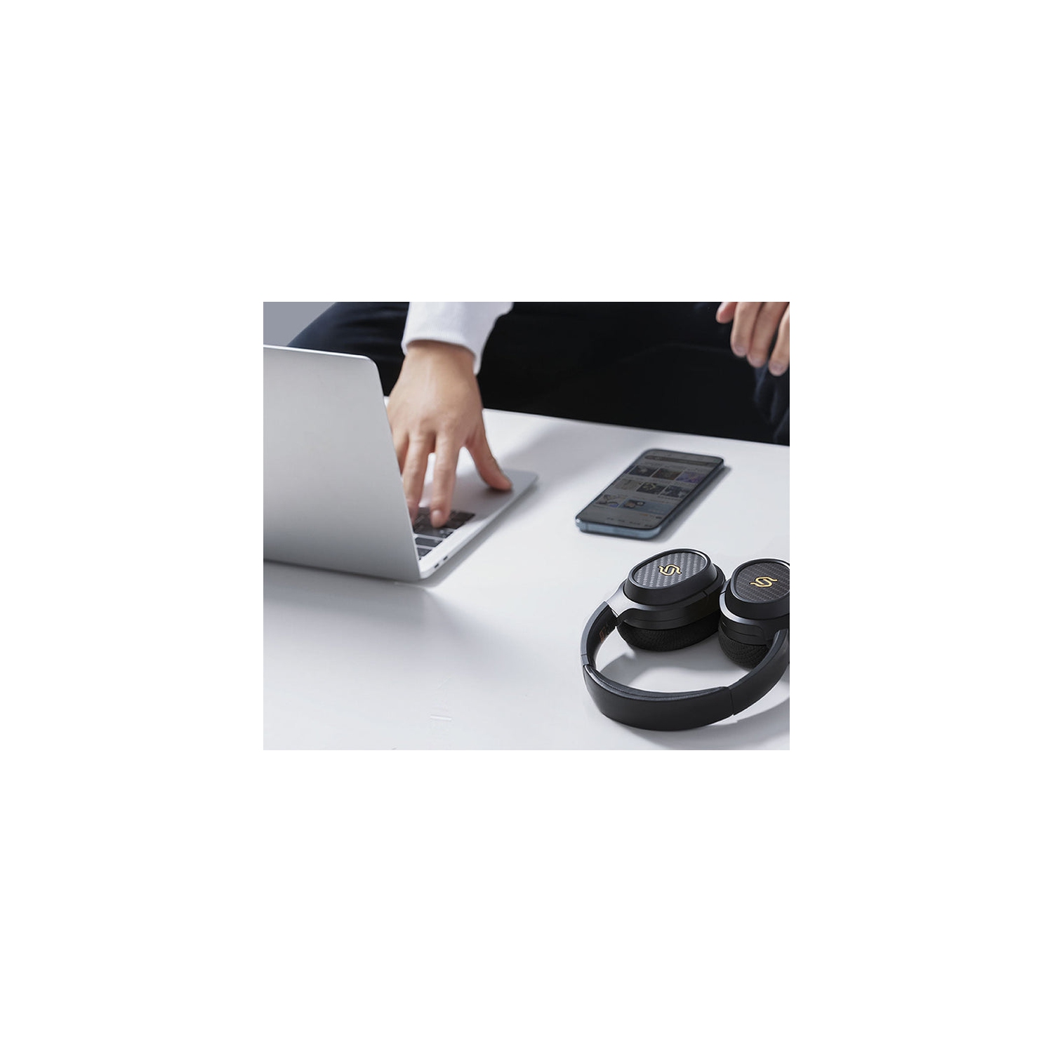 Edifier Wireless Over-Ear Headphones with Mic for Audiophiles, Bluetooth V5.2 Hi-Res, STAX Spirit S3