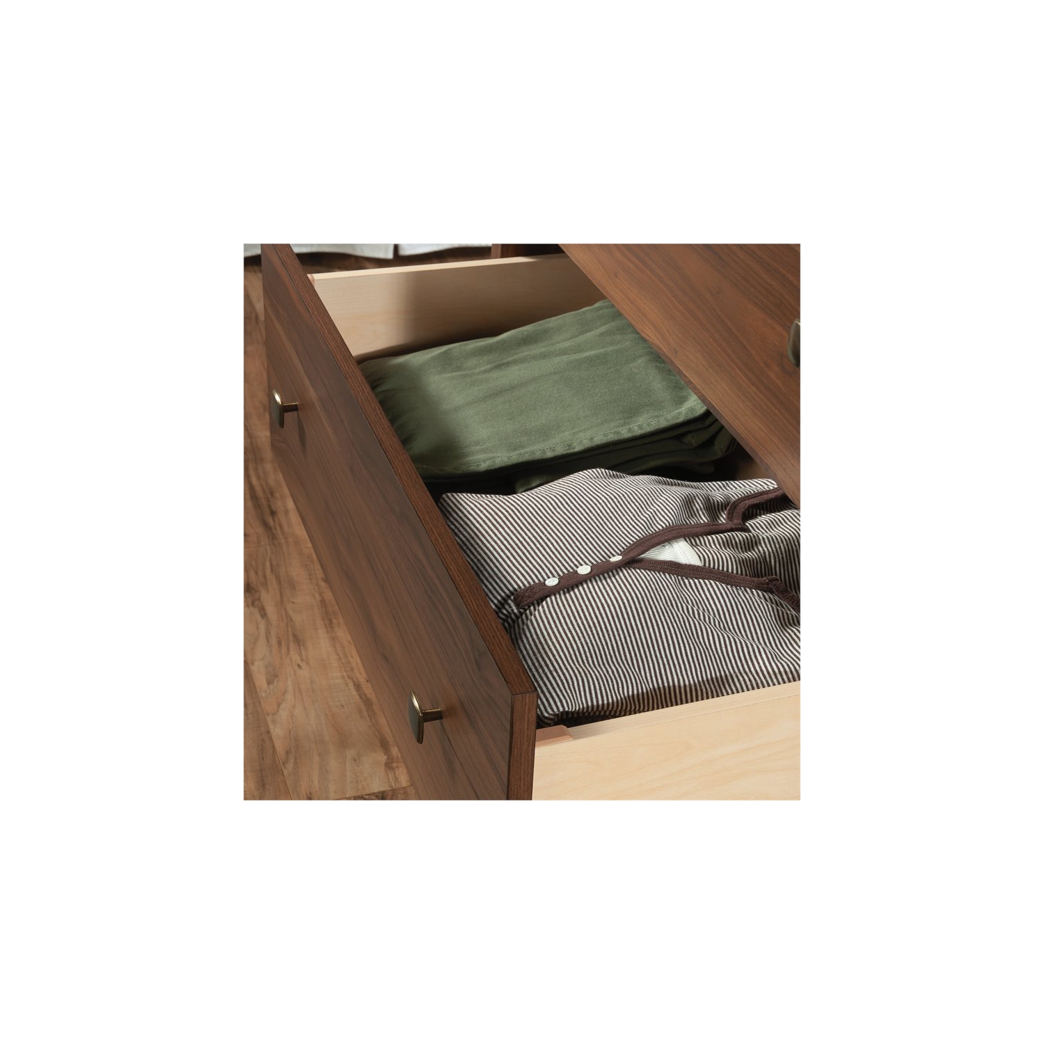 Sauder River Ranch 4 Drawer Wooden Chest in Grand Walnut