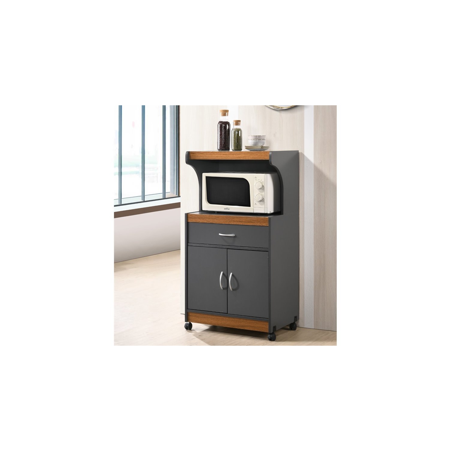 Chariot de cuisine en bois contemporain au fini chêne gris de Hodedah pour four à micro-ondes