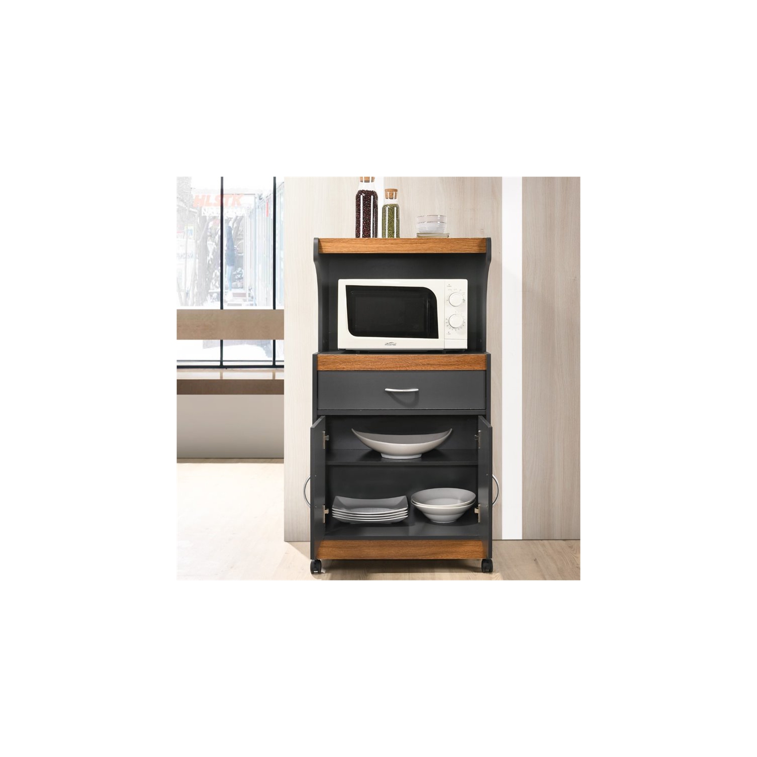 Chariot de cuisine en bois contemporain au fini chêne gris de Hodedah pour four à micro-ondes