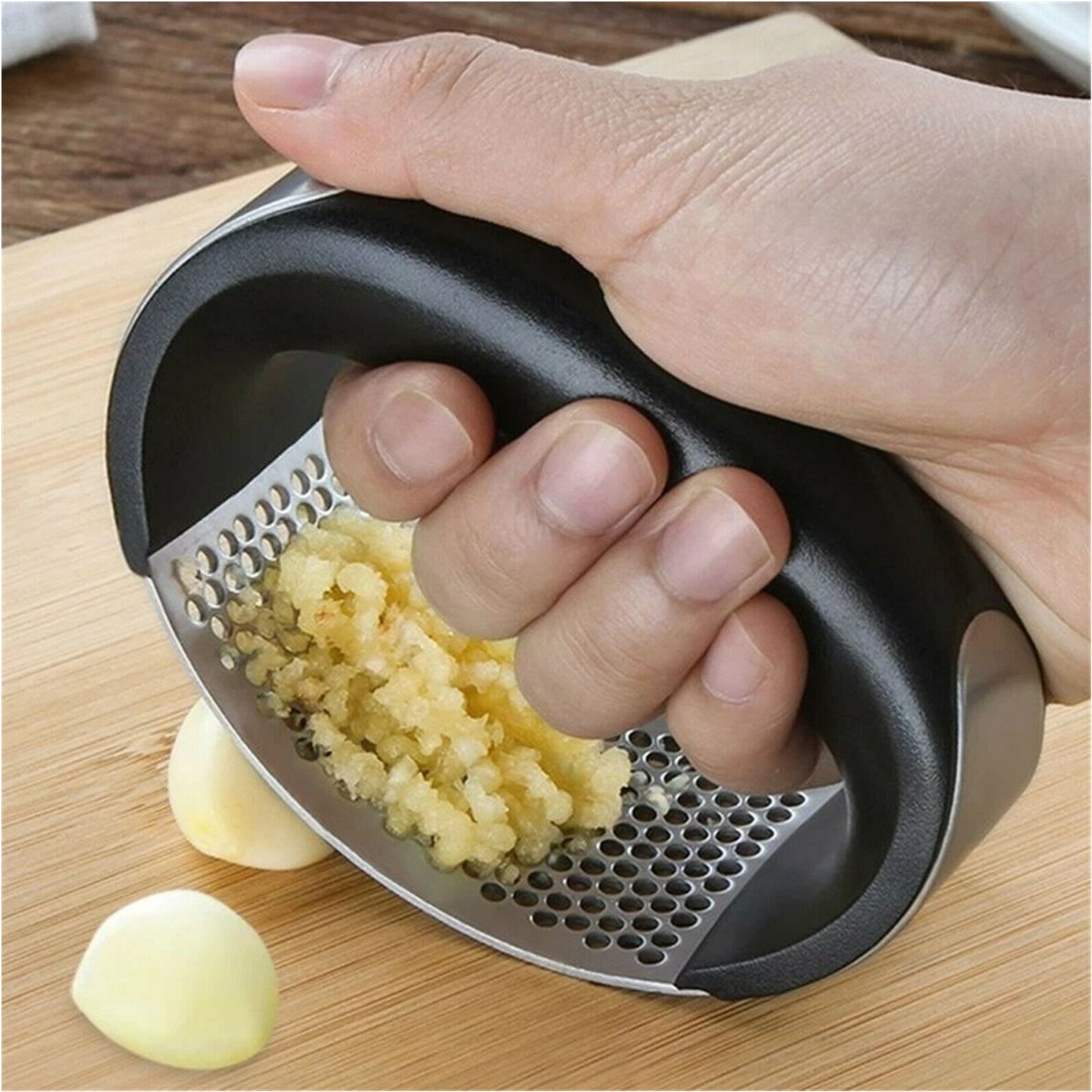 Garlic Press Crusher Ginger Rocker O-Shaped Handheld Stainless Steel with plastic handle
