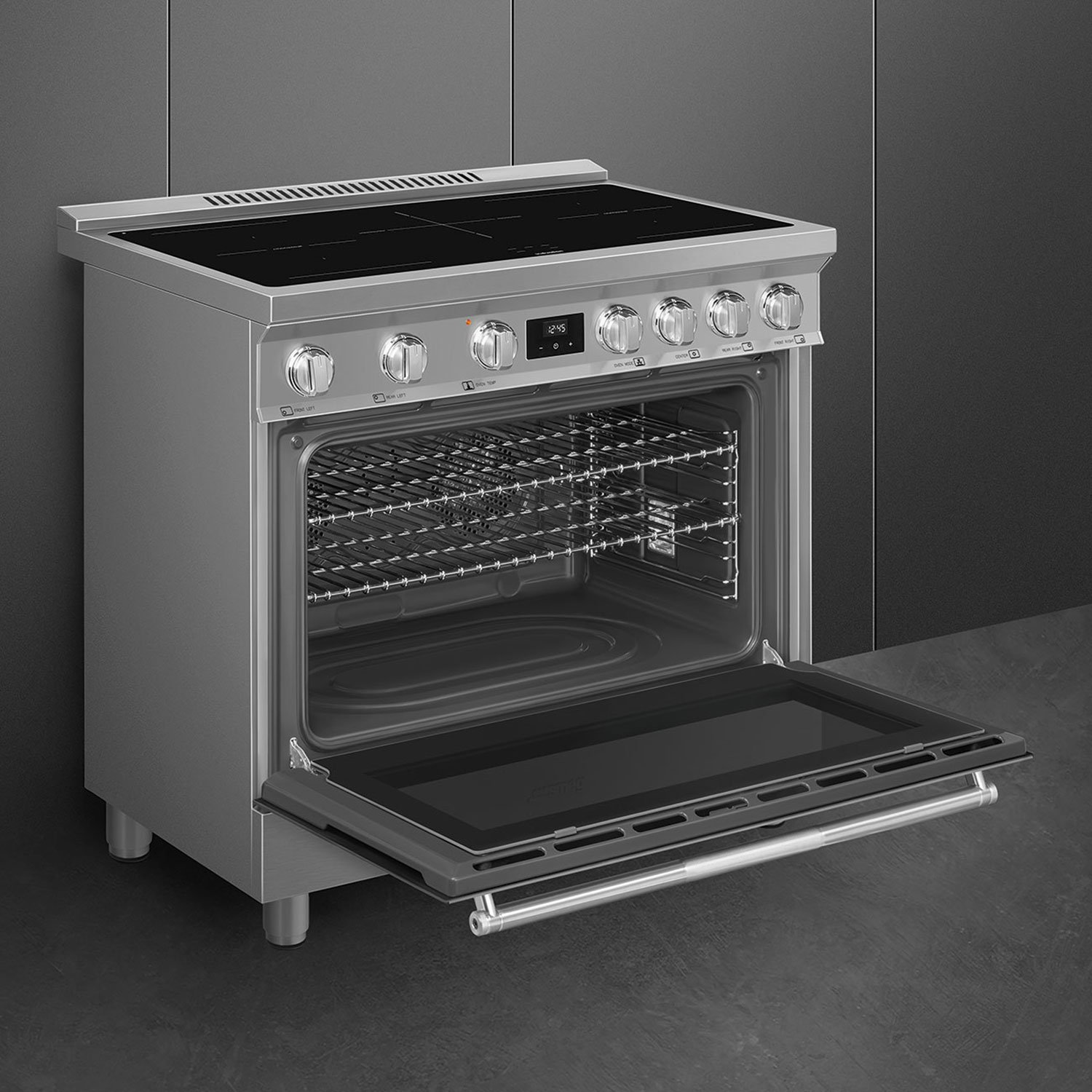 Smeg 36" 4.5 Cu. Ft. True Convection 5-Element Freestanding Induction Range - Stainless Steel
