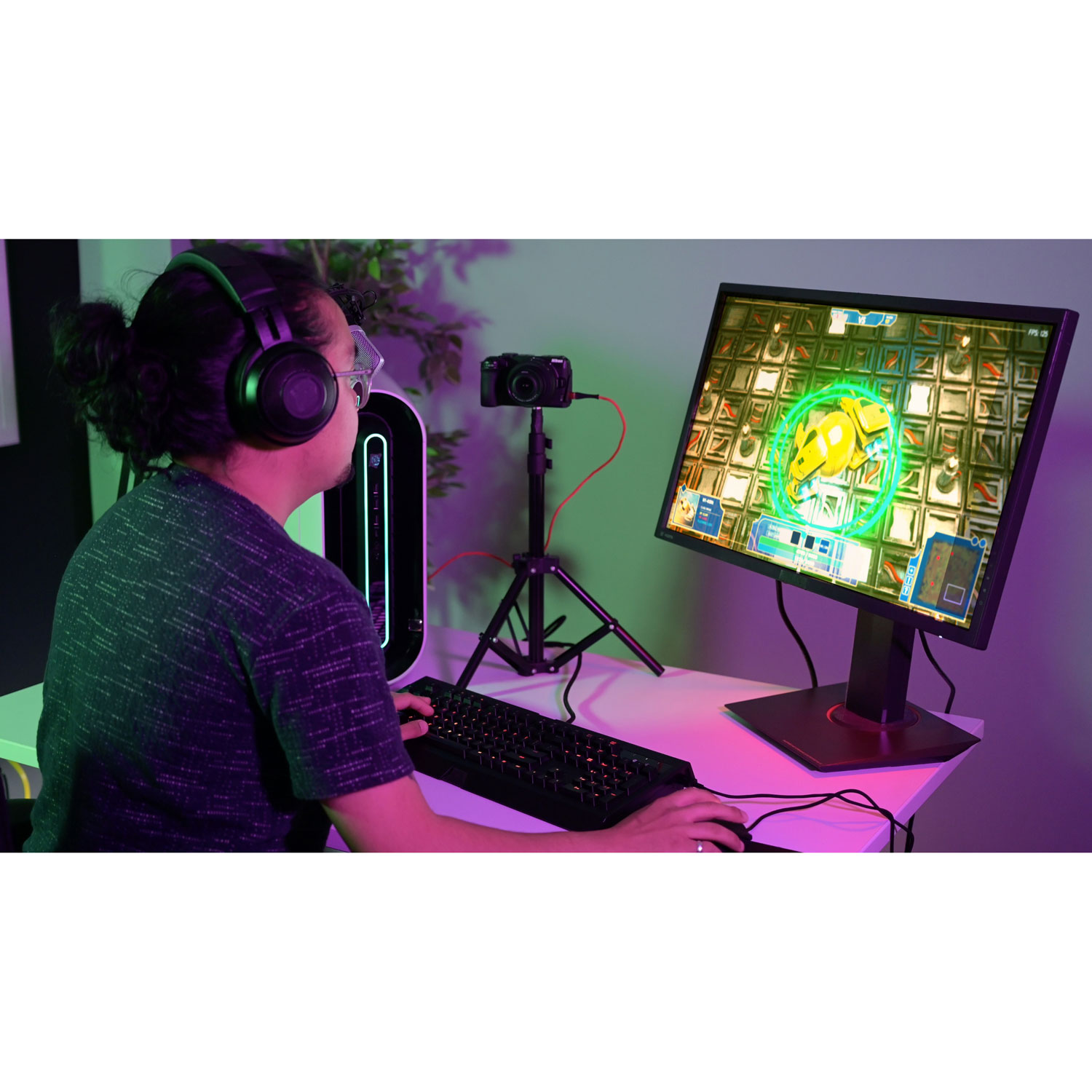 Appareil photo sans miroir Z30 de Nikon avec objectif VR 16-50 mm NIKKOR Z DX