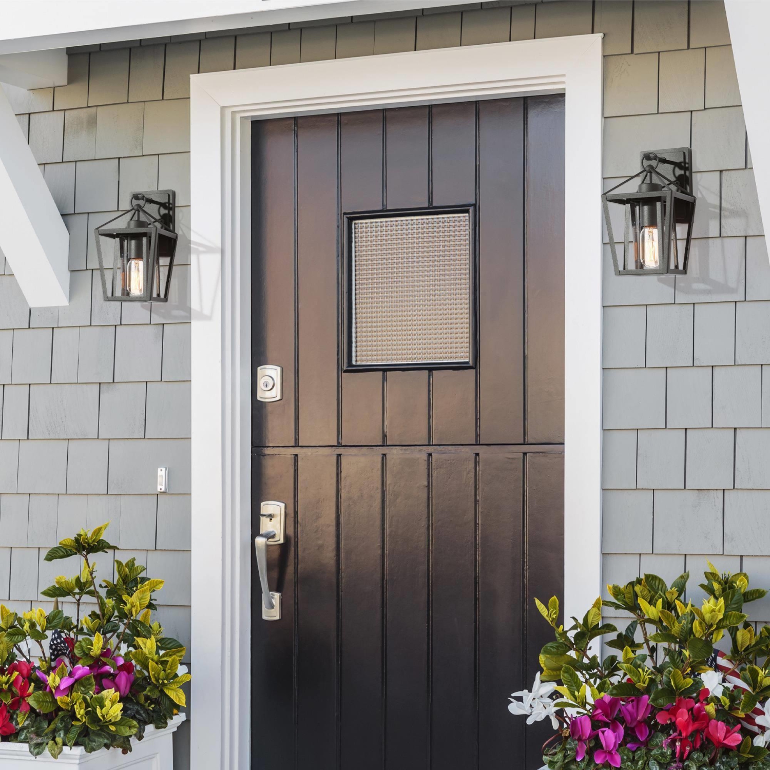 Modern Farmhouse Outdoor Wall Light, 1-Light Industrial Black Cage Outdoor Lantern Sconce with Clear Glass Shade