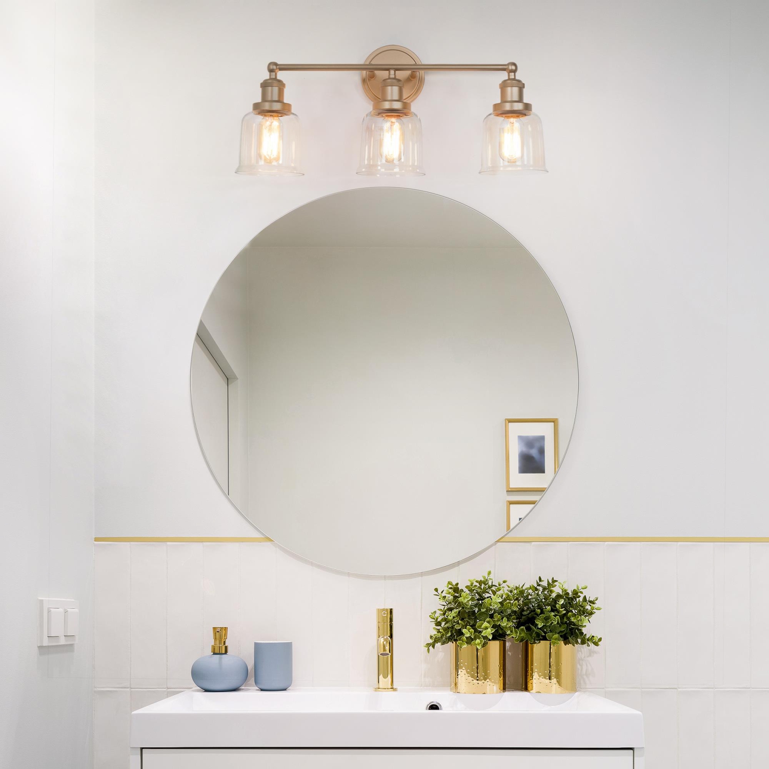 Lampe de vanite de salle de bain moderne Bell Gold, applique murale a 3  lumieres pour salle d'eau