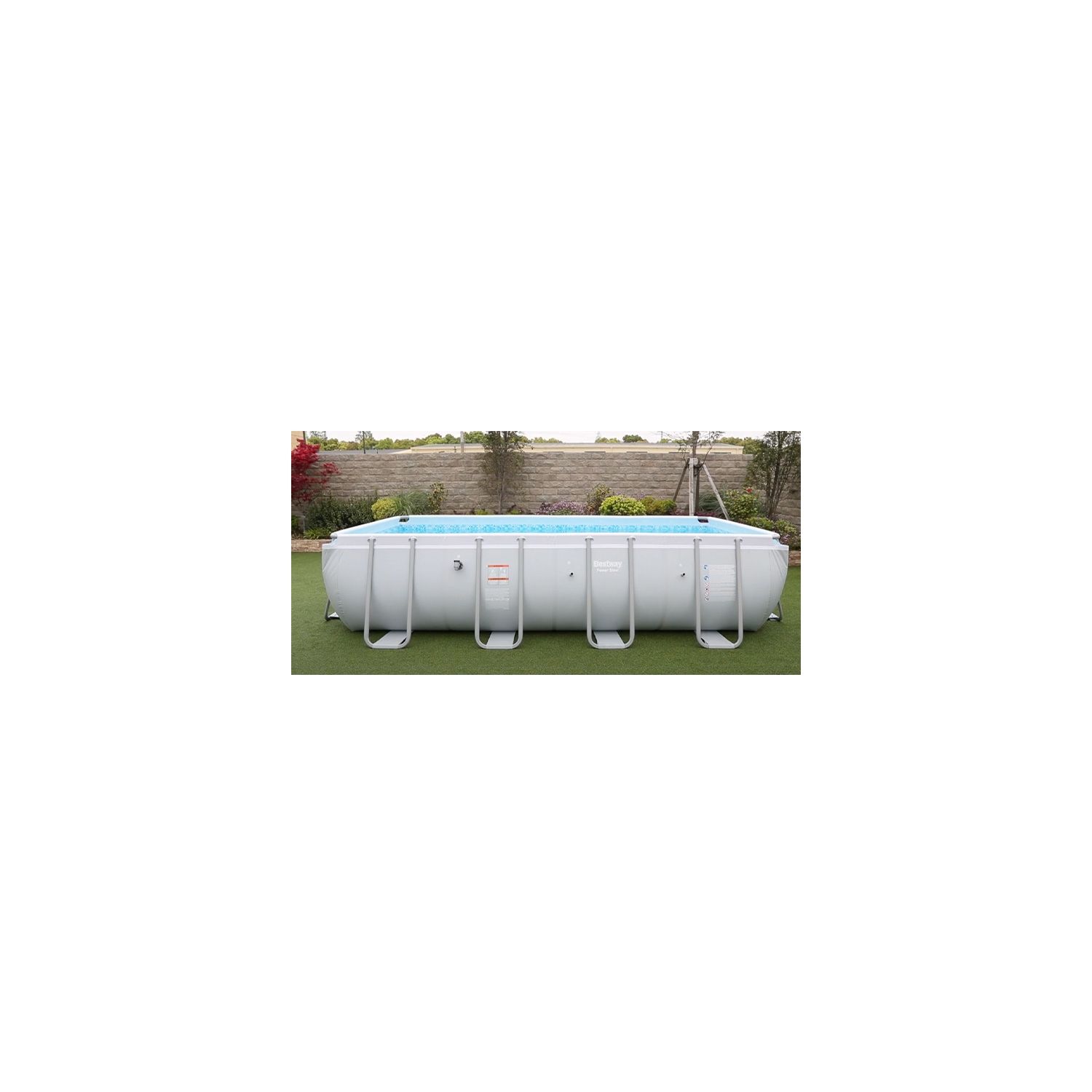 Ensemble de piscine rectangulaire Bestway Power Steel™ 16 x 8 x 48 po/4,88 x 2,44 x 1,22 m idéal pour les familles grâce à son cadre en acier de