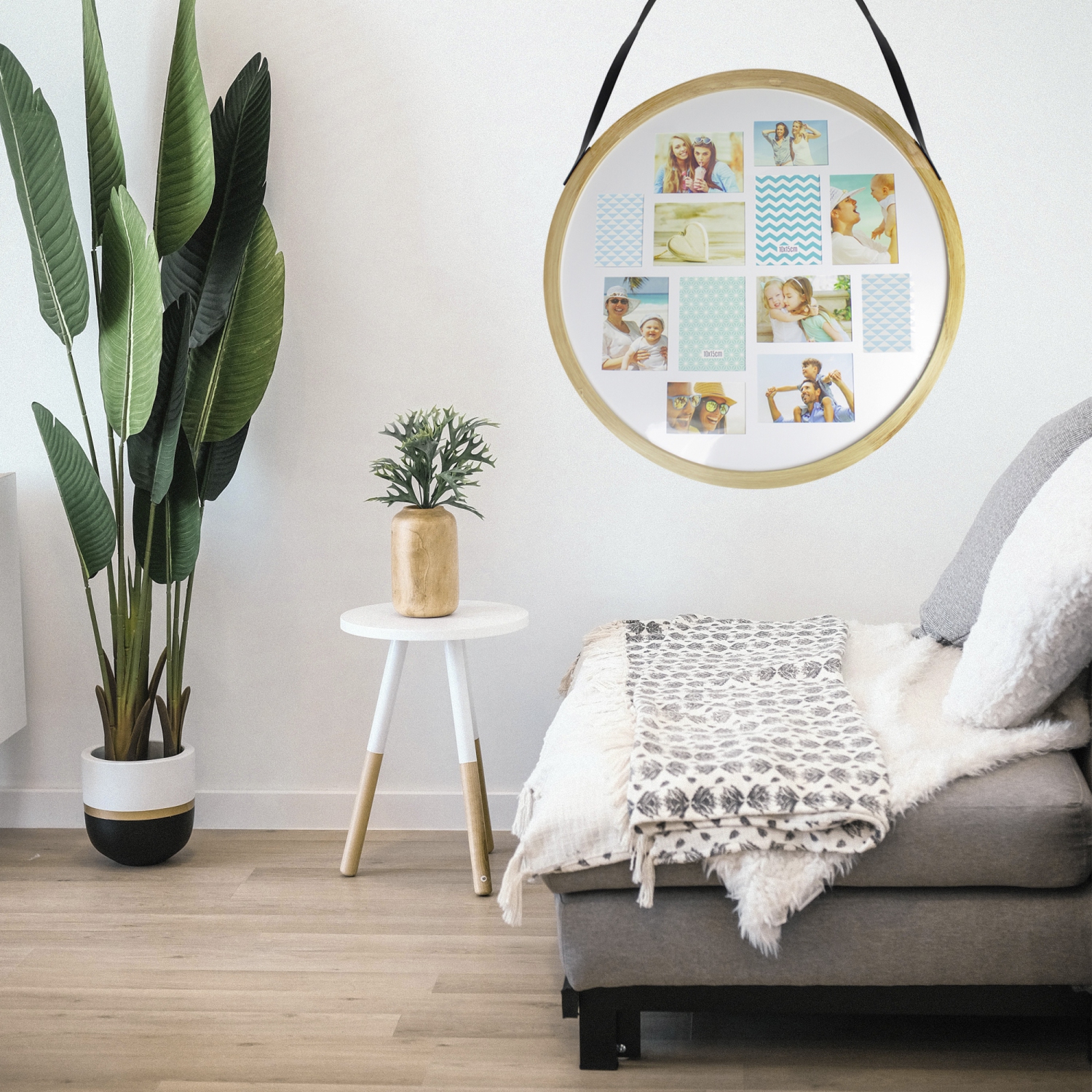 Collage mural en bois rond avec 12 fentes pour photos de 4 x 6 po et 5 x 7 po