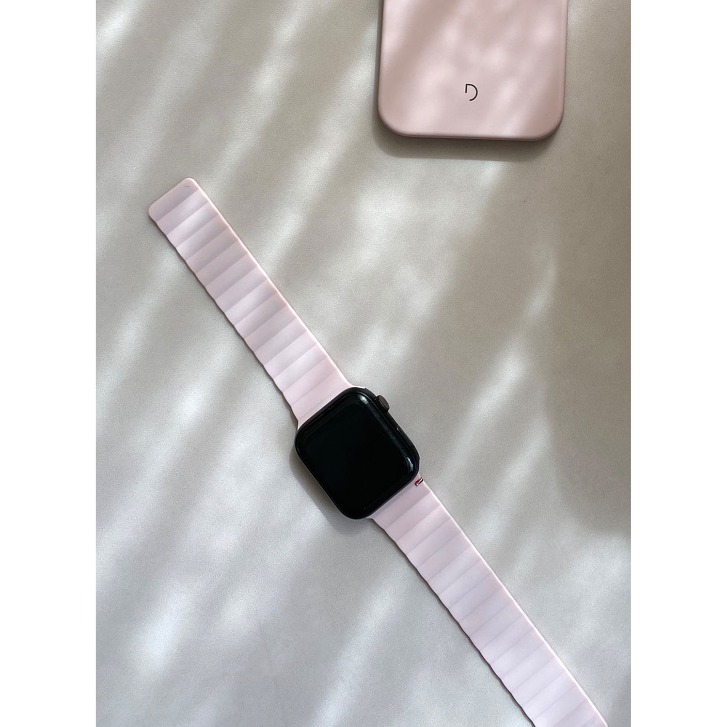 Bracelet en silicone de Decoded pour Apple Watch de 38 mm/40 mm/41 mm - Rose poudre