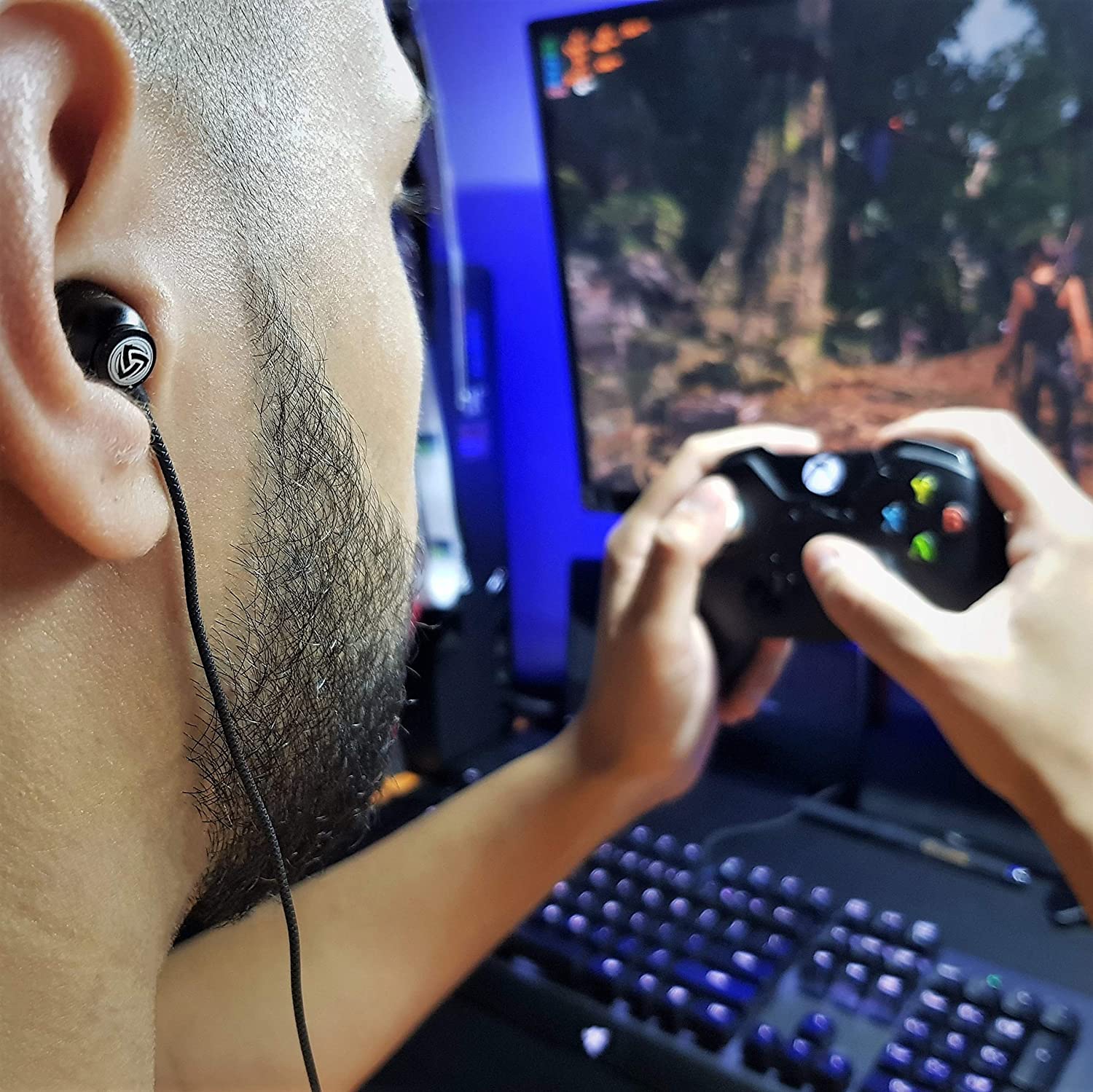 Earphones with Microphone and Volume Control,